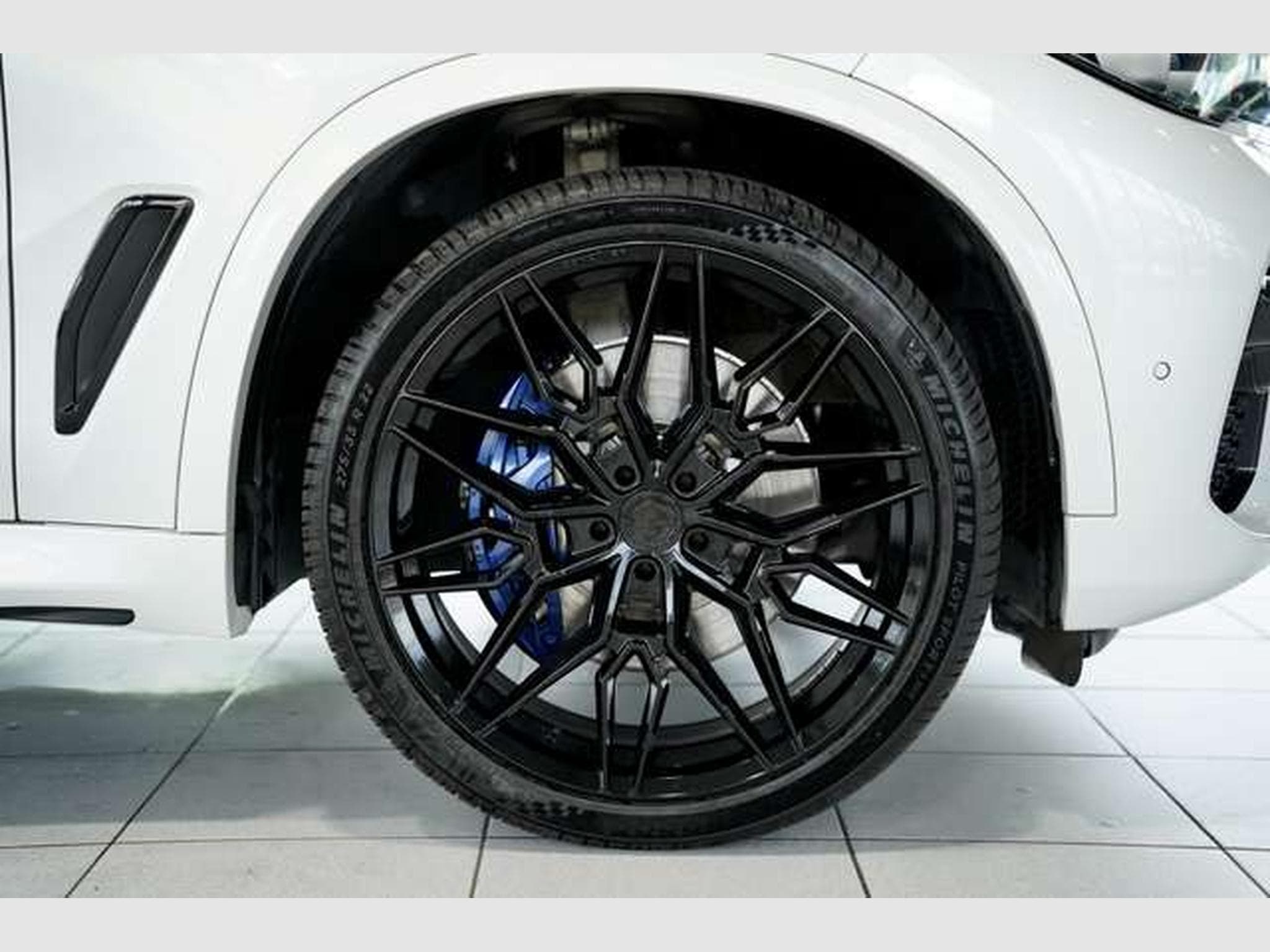 BMW X5 xD 30 d M Sport *2.H *22 *ACC *Pano *AHK (2023) - Foto 10