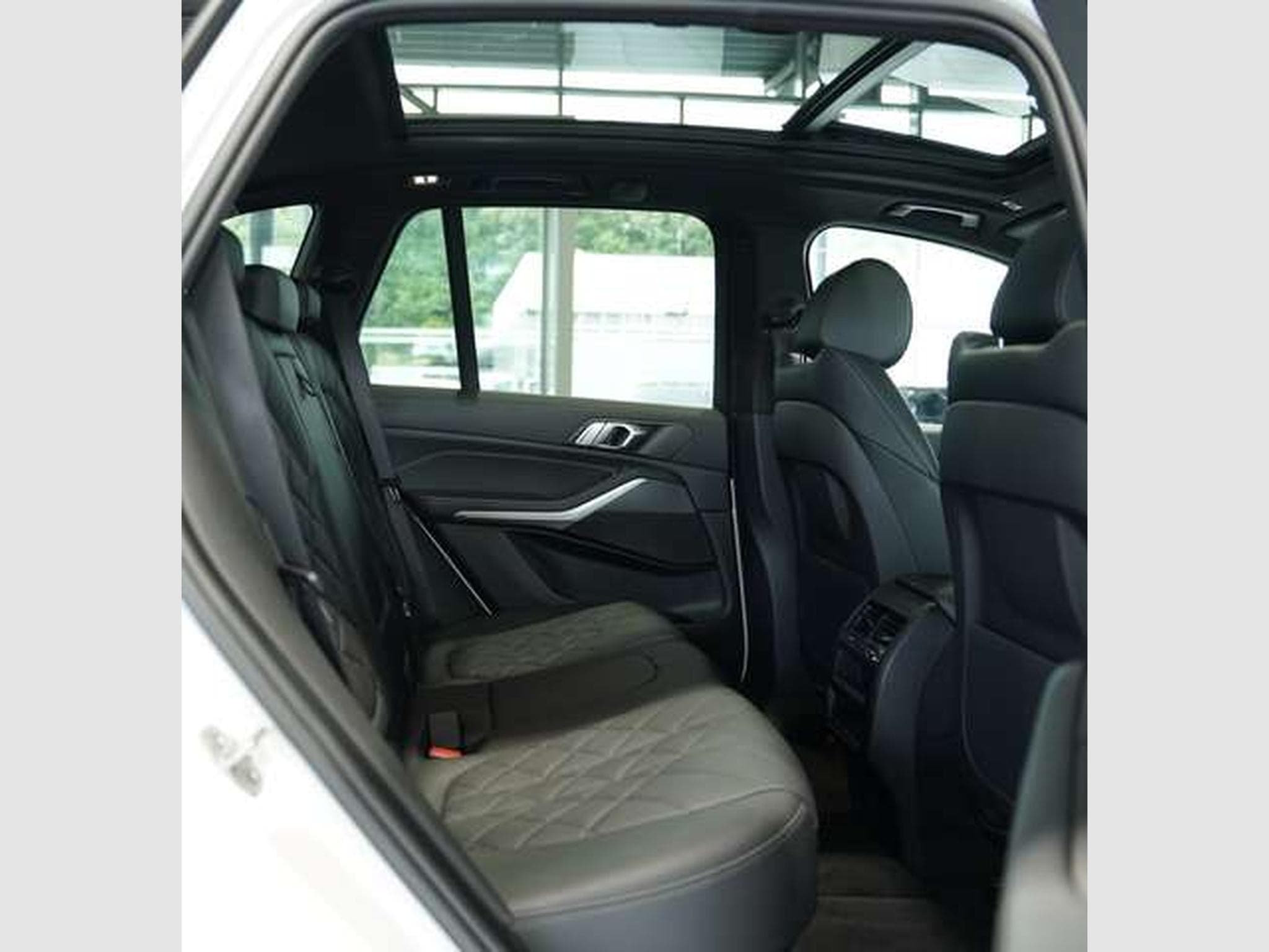 BMW X5 xD 30 d M Sport *2.H *22 *ACC *Pano *AHK (2023) - Foto 17