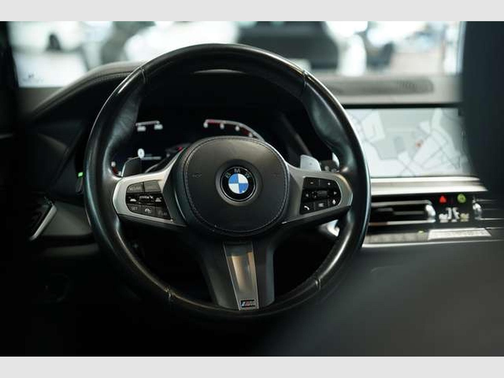 BMW X5 xD 30 d M Sport *2.H *22 *ACC *Pano *AHK (2023) - Foto 40