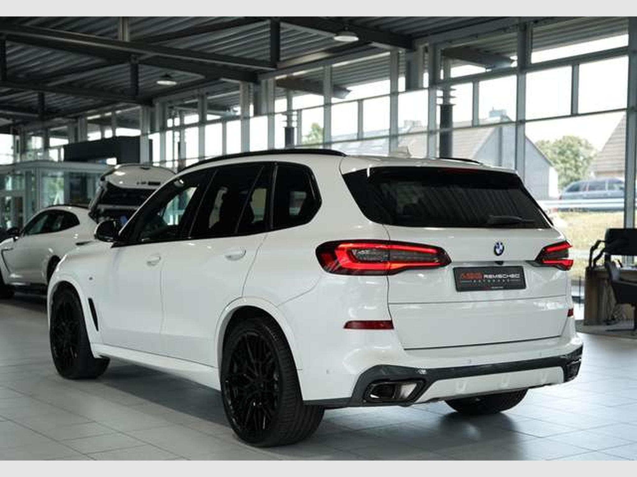 BMW X5 xD 30 d M Sport *2.H *22 *ACC *Pano *AHK (2023) - Foto 8