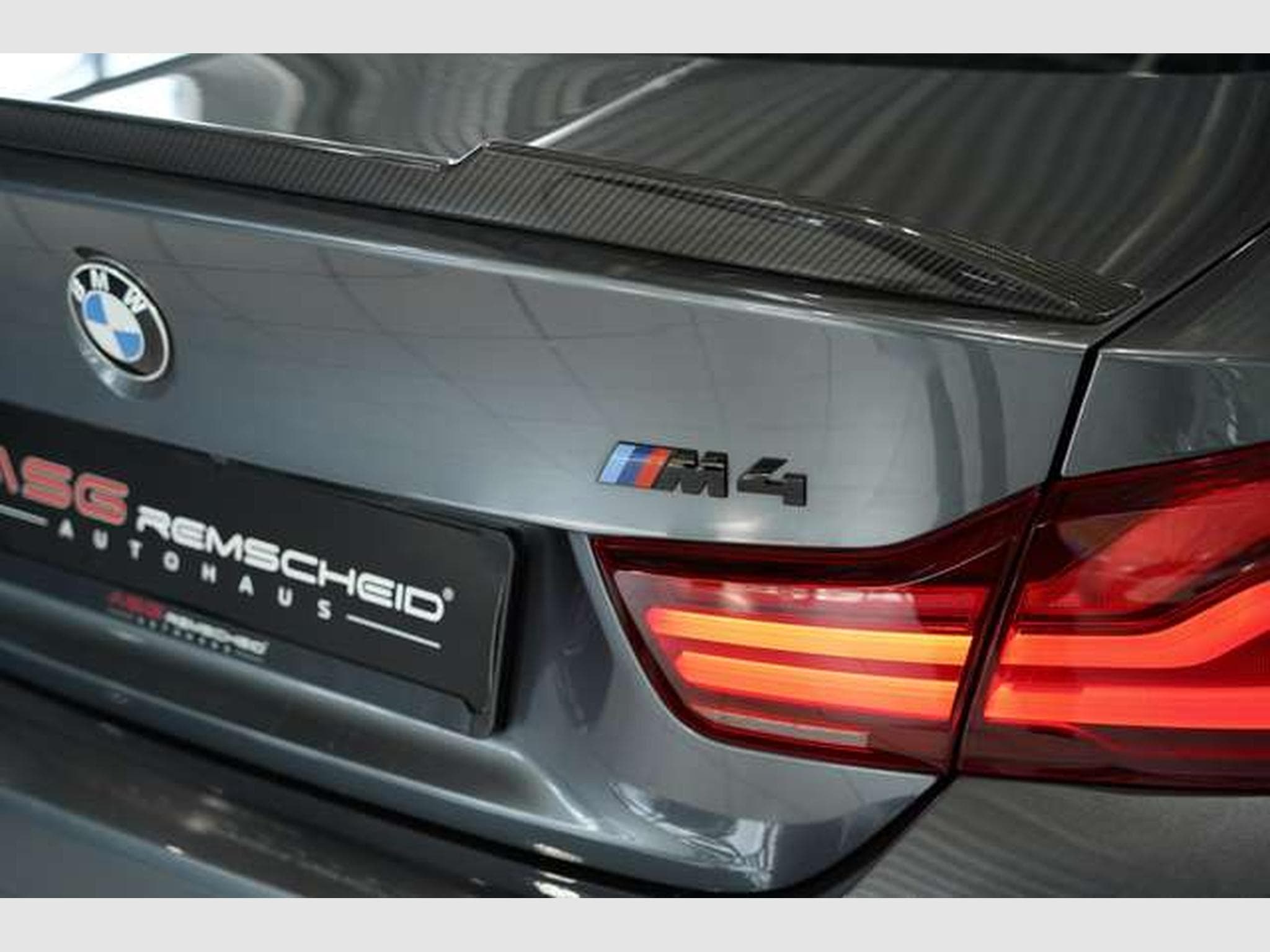 BMW M4 Competiton Coupé 2.H *Schale*HUD*Carbon*Laser (2019) - Photo 12