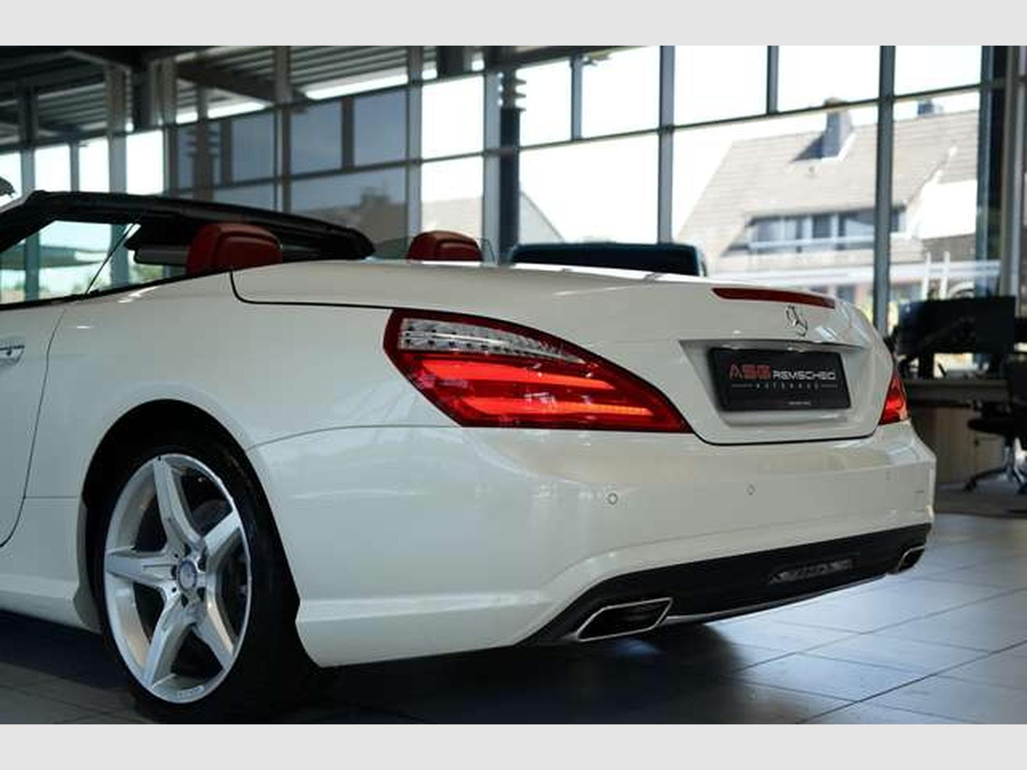 Mercedes SL 350 Cabrio AMG Line 1.Hand *Historie *Selten (2013) - Photo 16