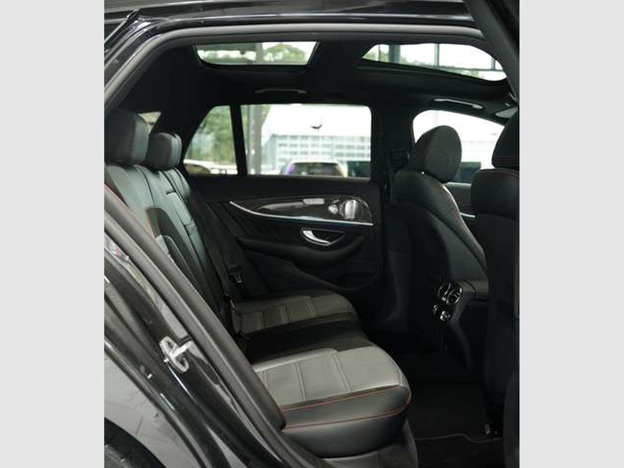 Mercedes E 53 AMG T 4M+ *2.HD *20 *Perf-AGA *Pano *BURM (2021) - Foto 21