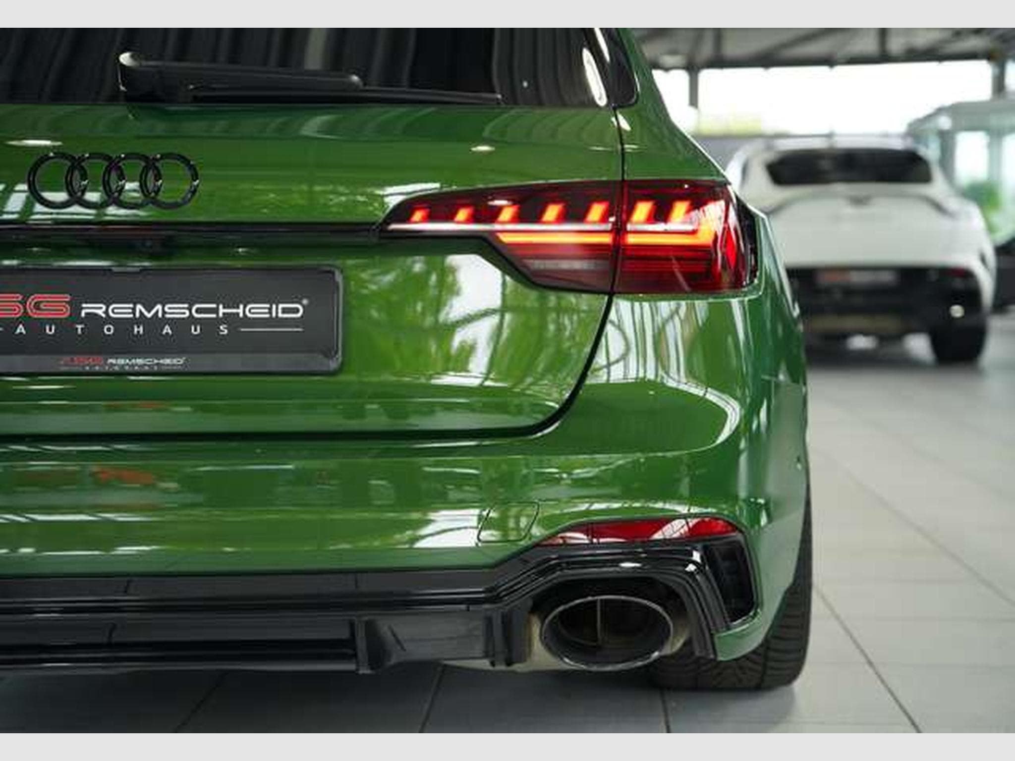 Audi RS4 q. Avant 2.H *20*RS-AGA*AHK*Virtual*Carbon (2021) - Photo 17