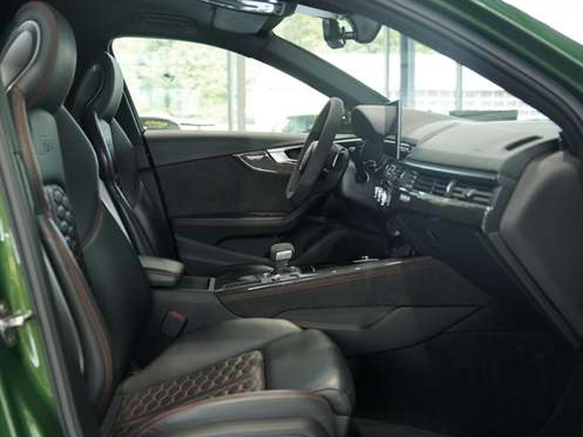 Audi RS4 q. Avant 2.H *20*RS-AGA*AHK*Virtual*Carbon (2021) - Photo 18
