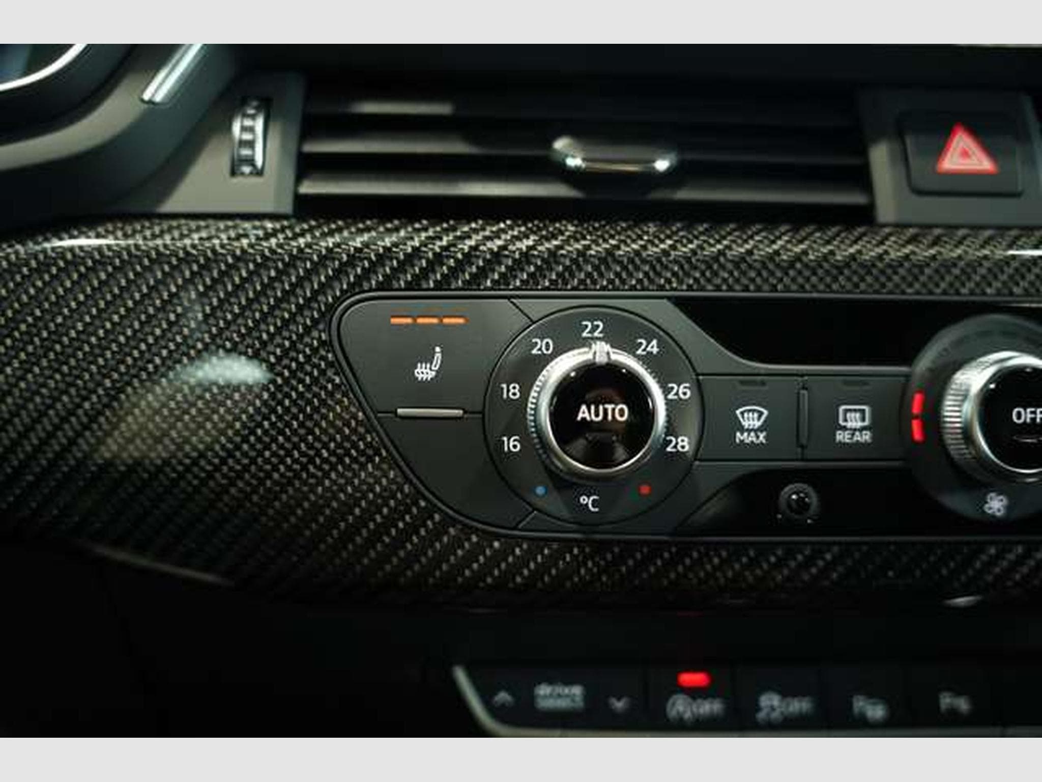 Audi RS4 q. Avant 2.H *20*RS-AGA*AHK*Virtual*Carbon (2021) - Photo 42
