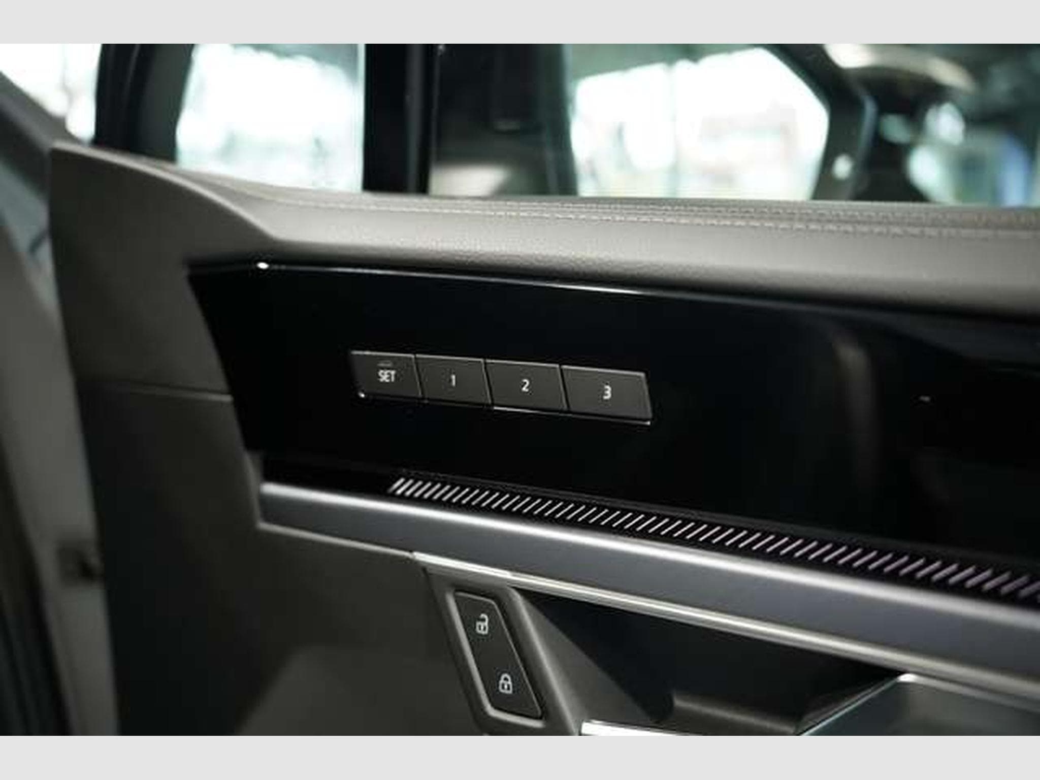 VW Touareg 3.0 TDI 4M R line *1.H *21 *ACC *H-UP (2023) - Foto 17