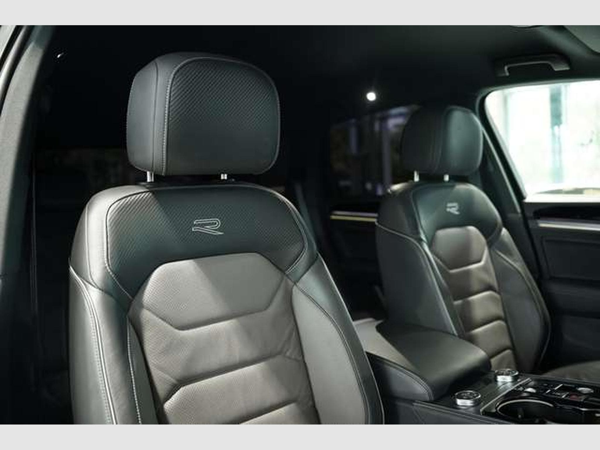 VW Touareg 3.0 TDI 4M R line *1.H *21 *ACC *H-UP (2023) - Foto 19