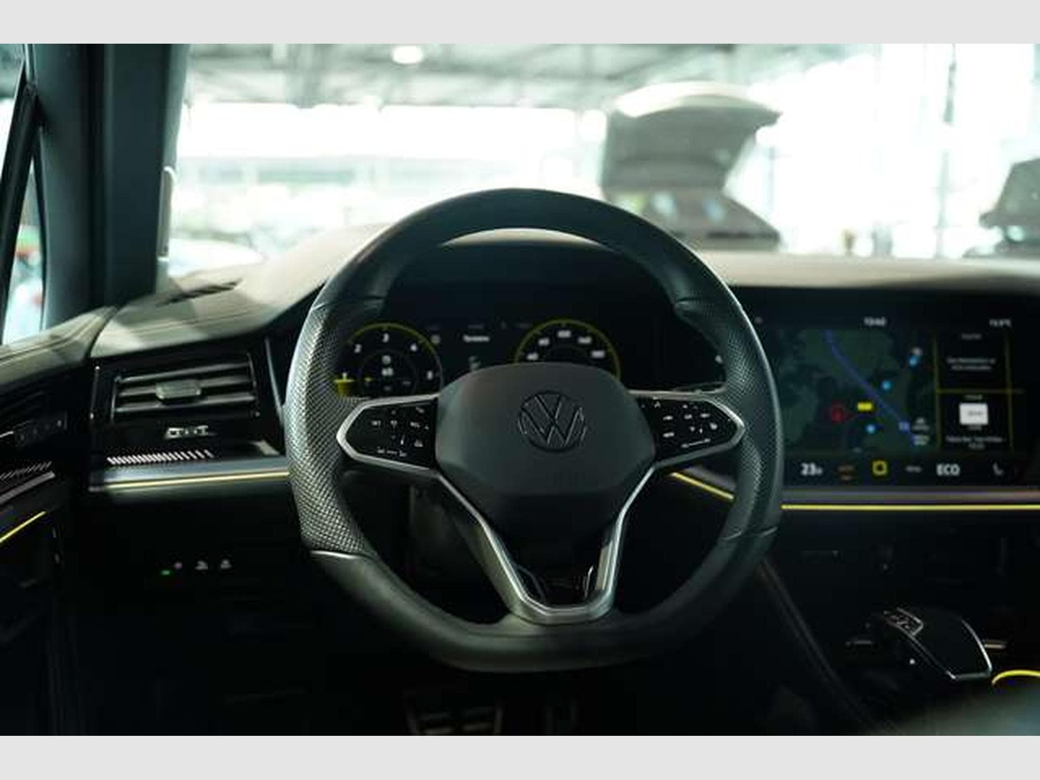 VW Touareg 3.0 TDI 4M R line *1.H *21 *ACC *H-UP (2023) - Foto 45
