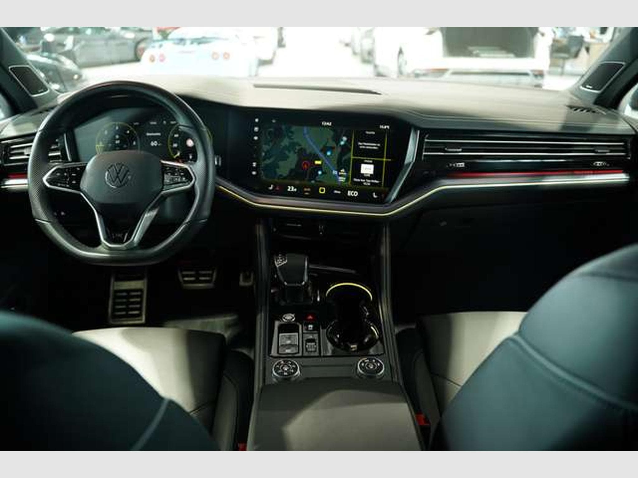 VW Touareg 3.0 TDI 4M R line *1.H *21 *ACC *H-UP (2023) - Foto 46
