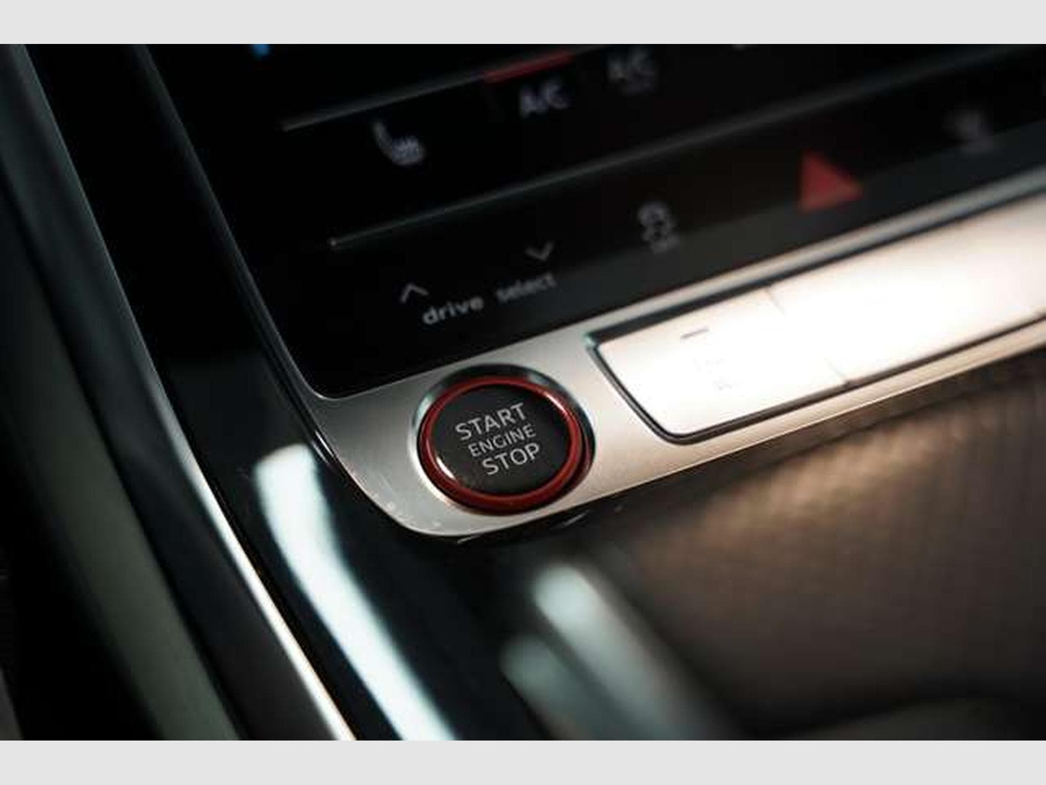 Audi SQ8 4.0 TDI q. 2.H *22 *Pano *Kamera *LUFT *ACC (2020) - Foto 42