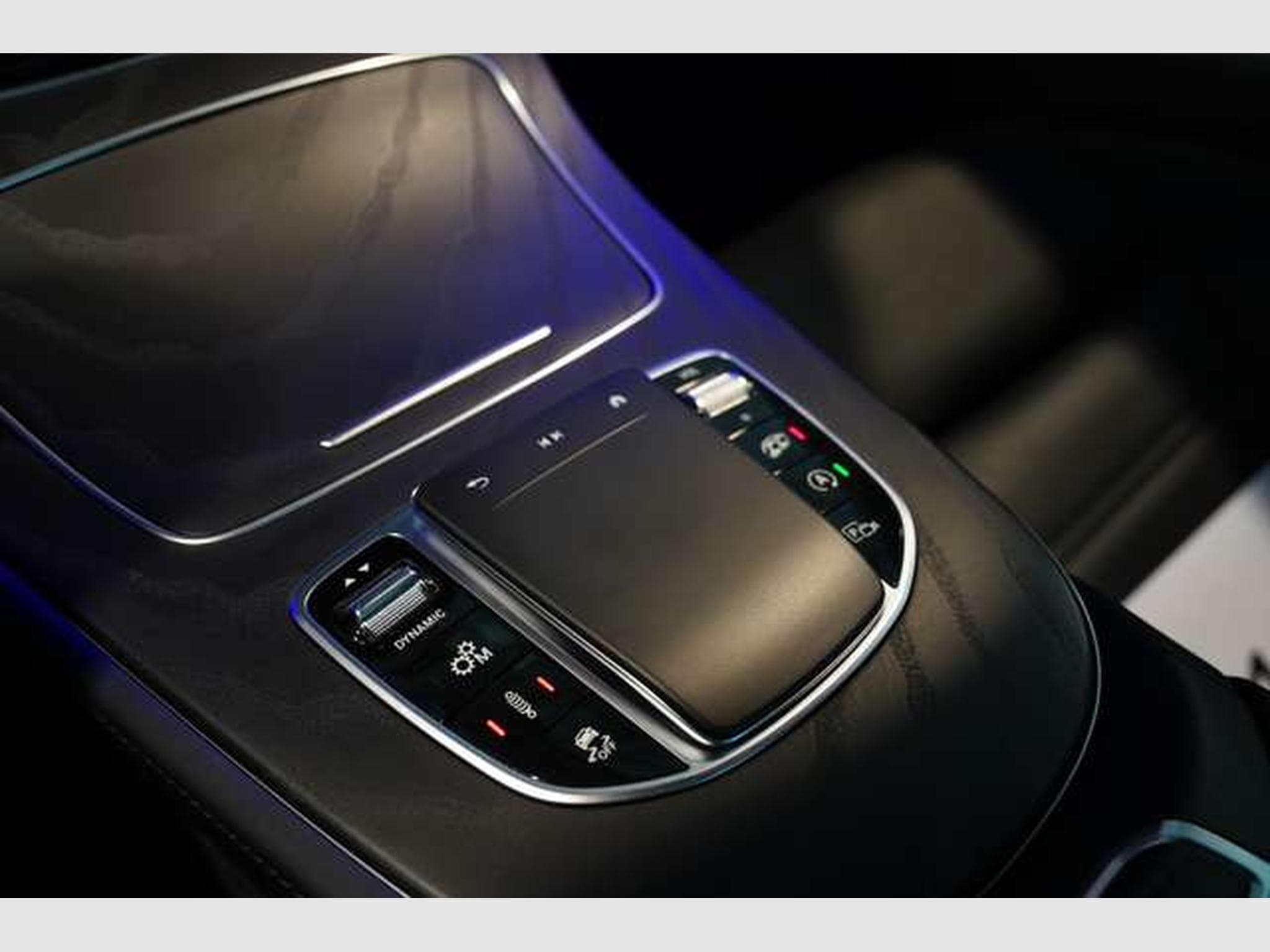 Mercedes E 53 AMG 4M+ Limousine *2.H *20 *Perf-AGA *Pano (2023) - Foto 35