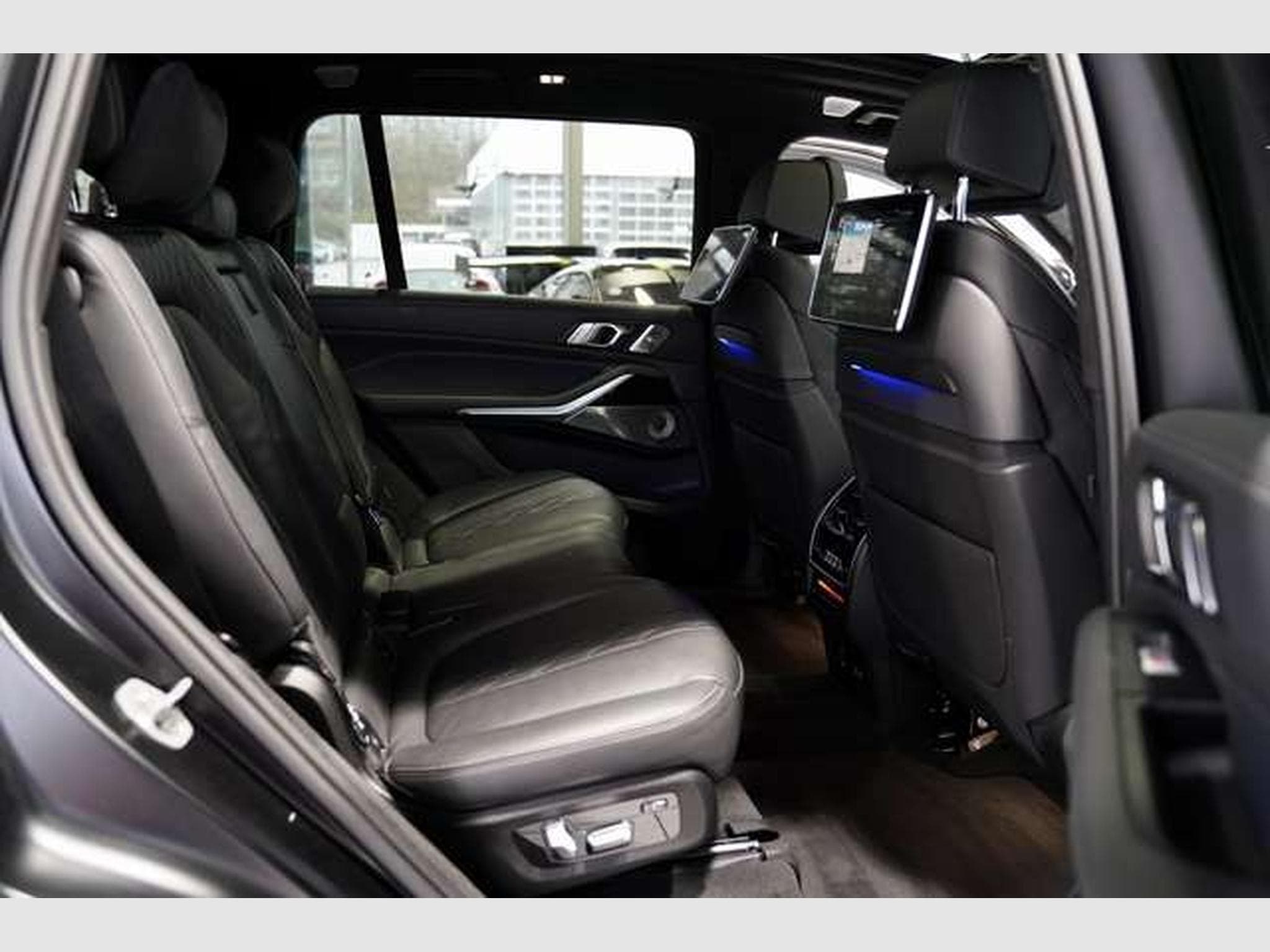 BMW X7 40 d xD M Sportpake Frozen Ed. *2.H *7-Sitzer (2022) - Foto 29
