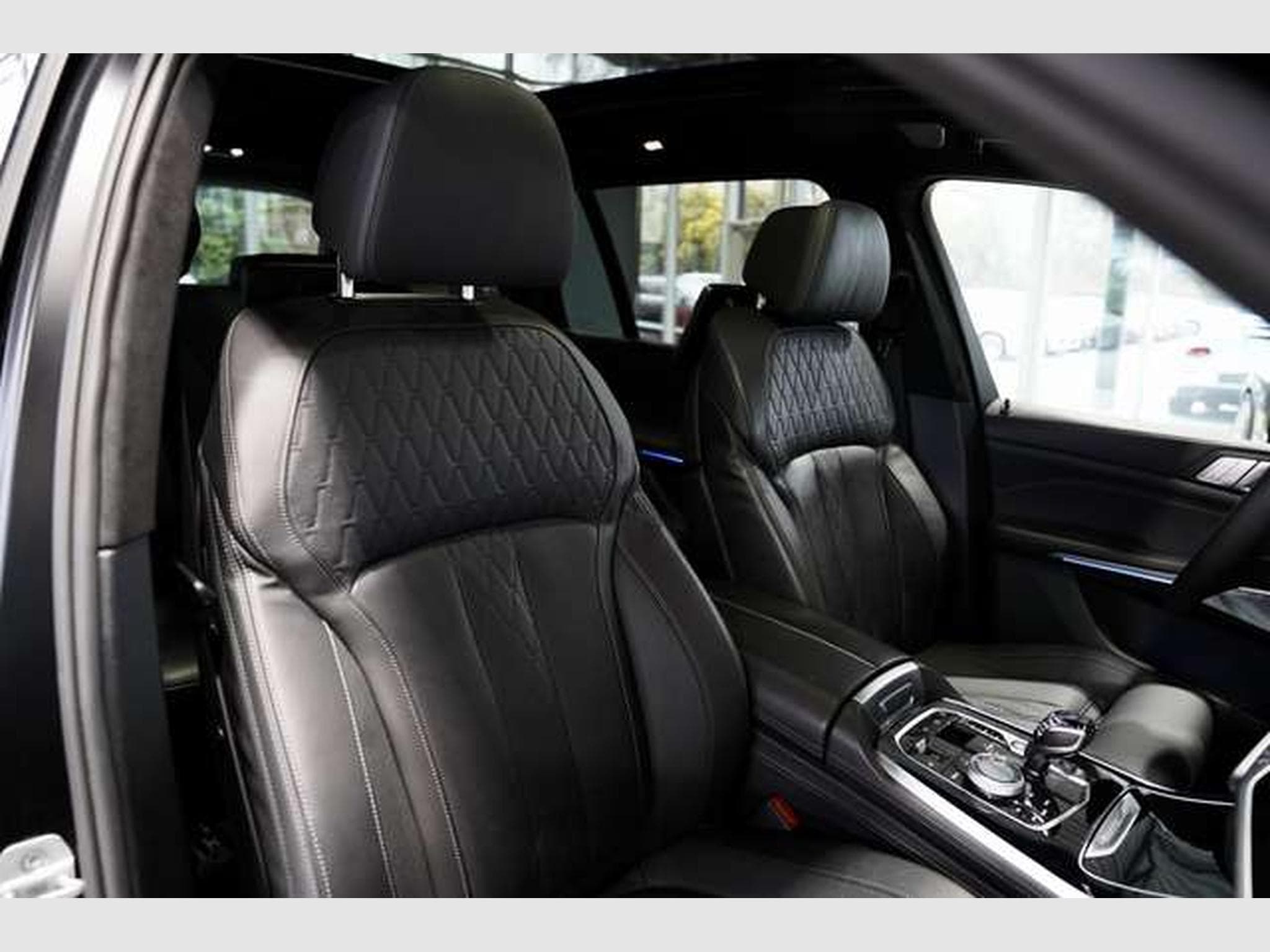 BMW X7 40 d xD M Sportpake Frozen Ed. *2.H *7-Sitzer (2022) - Foto 32