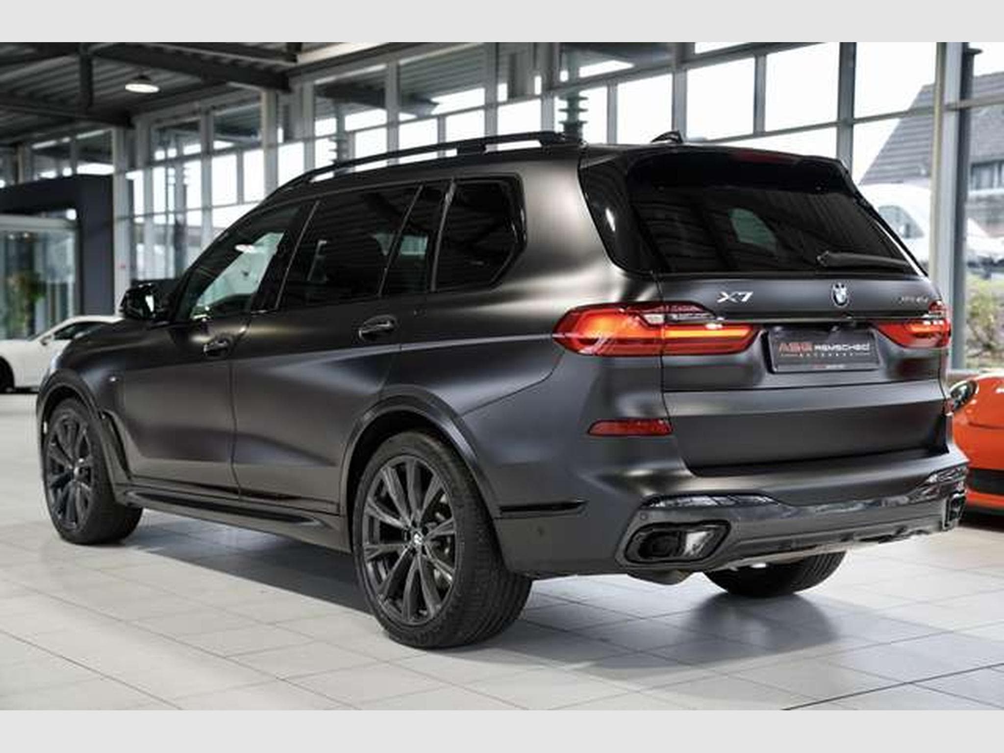 BMW X7 40 d xD M Sportpake Frozen Ed. *2.H *7-Sitzer (2022) - Foto 9