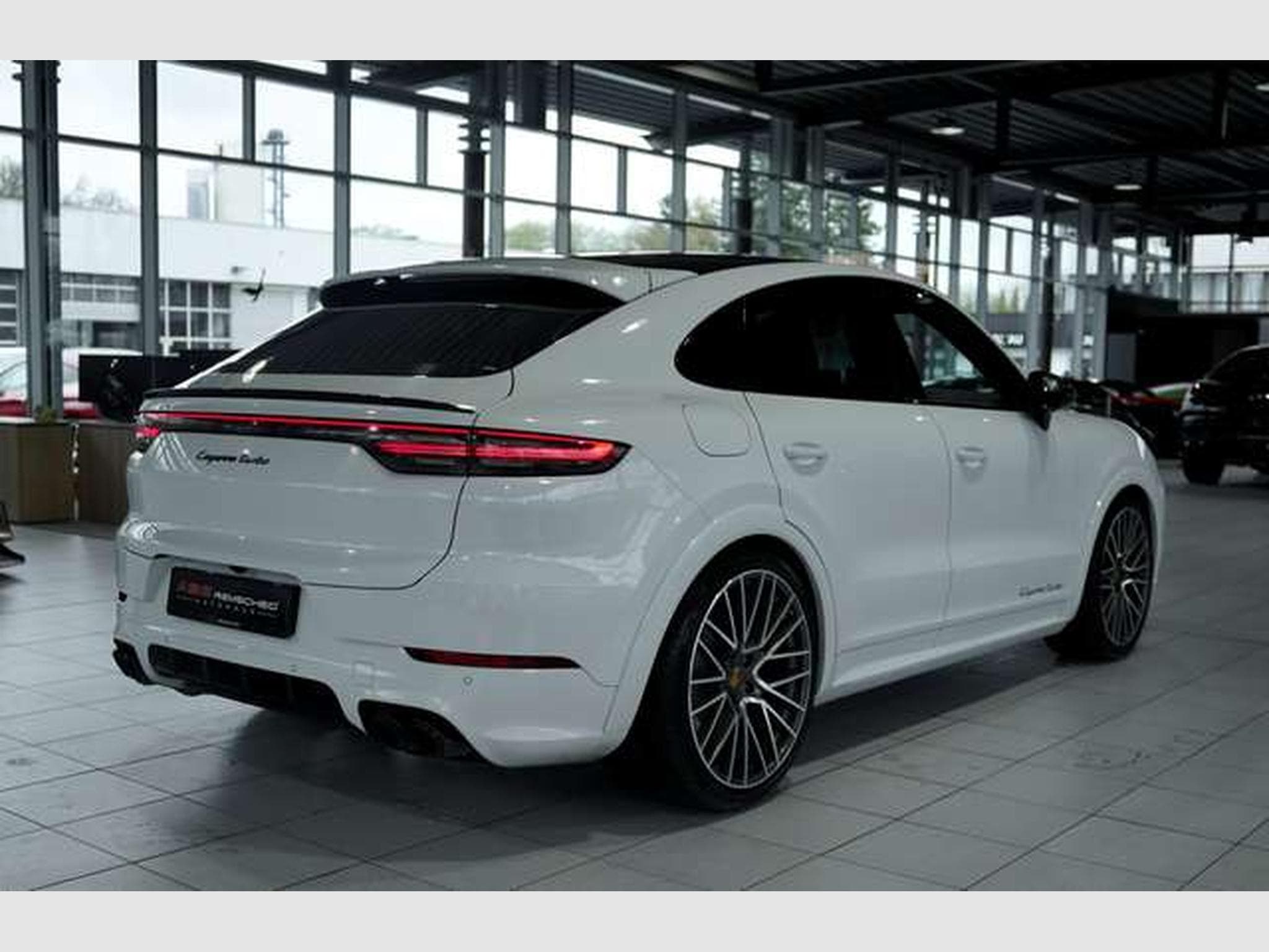 Porsche Cayenne Turbo Sport Design Coupé *Chrono*ACC*22 (2019) - Foto 10