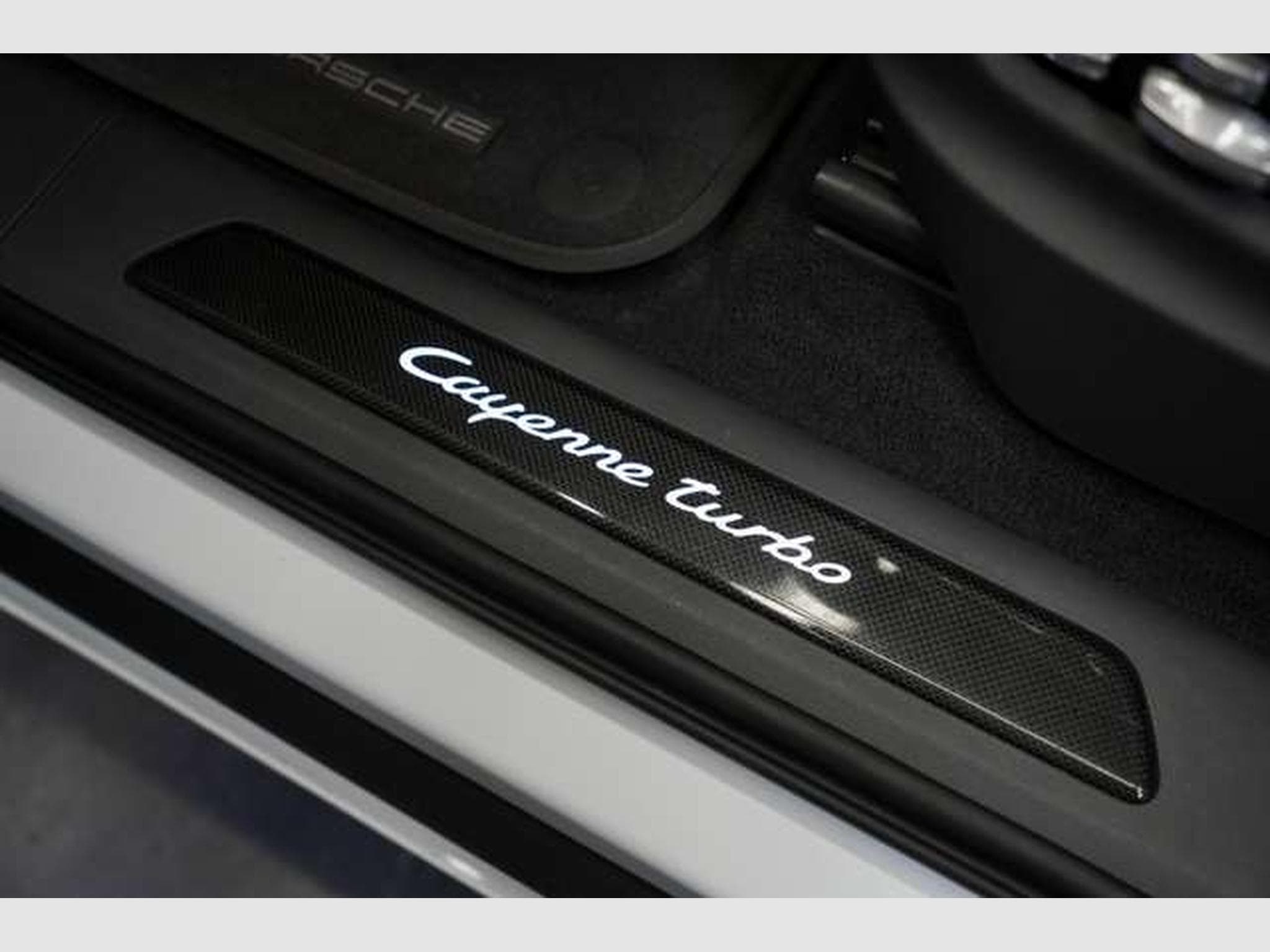 Porsche Cayenne Turbo Sport Design Coupé *Chrono*ACC*22 (2019) - Foto 40