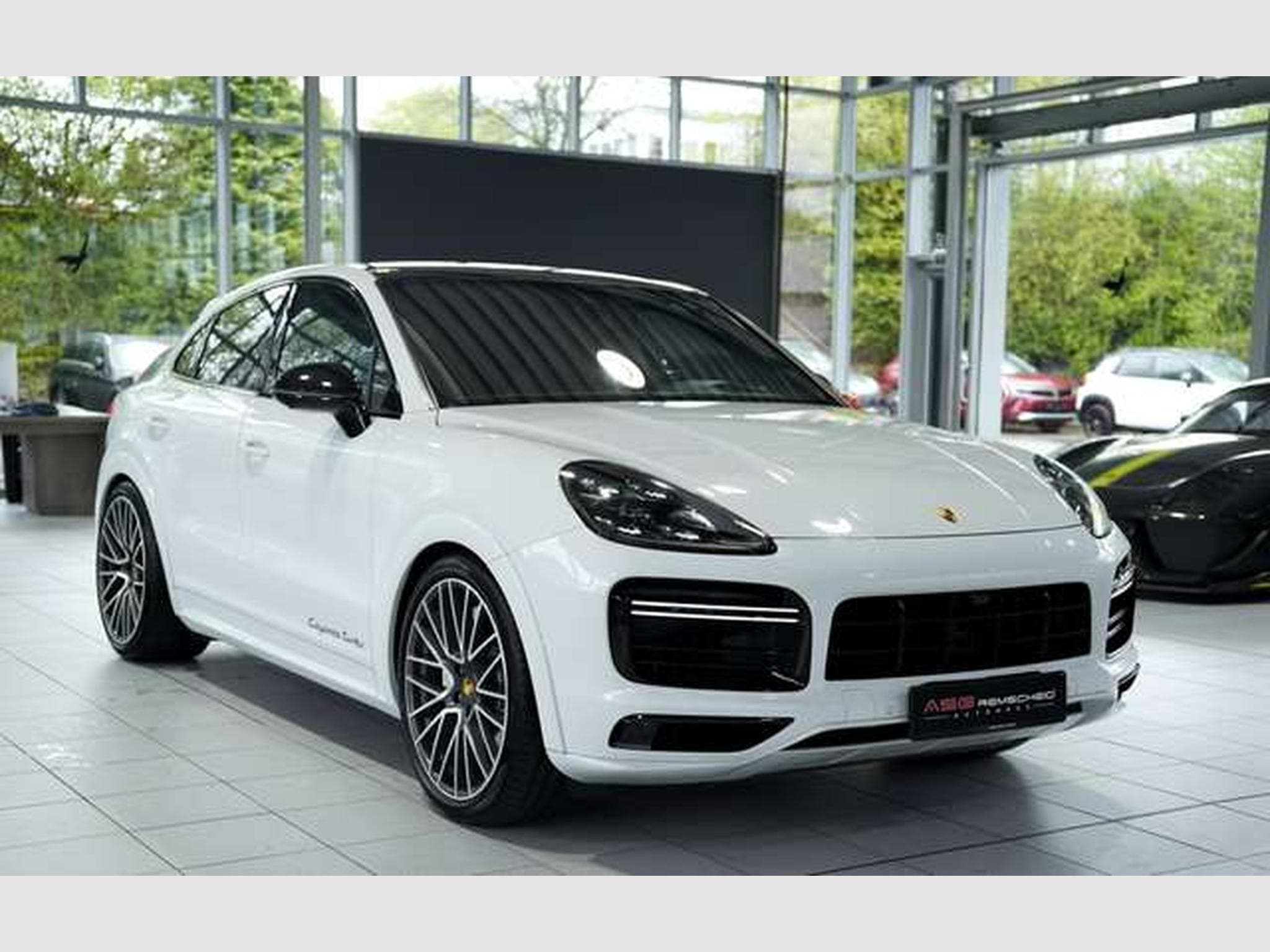 Porsche Cayenne Turbo Sport Design Coupé *Chrono*ACC*22 (2019) - Foto 5
