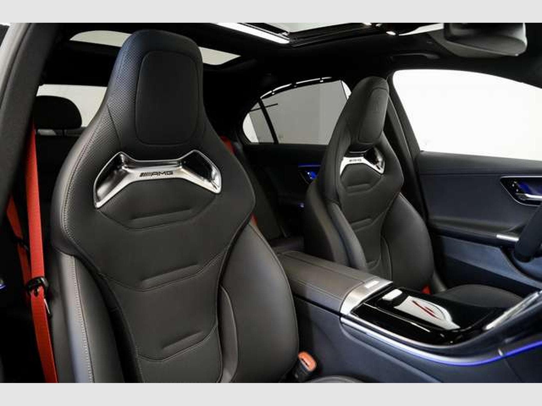 Mercedes C 63 AMG S E Performance 4M+*1.H*20*Schale*Pano (2026) - Photo 17