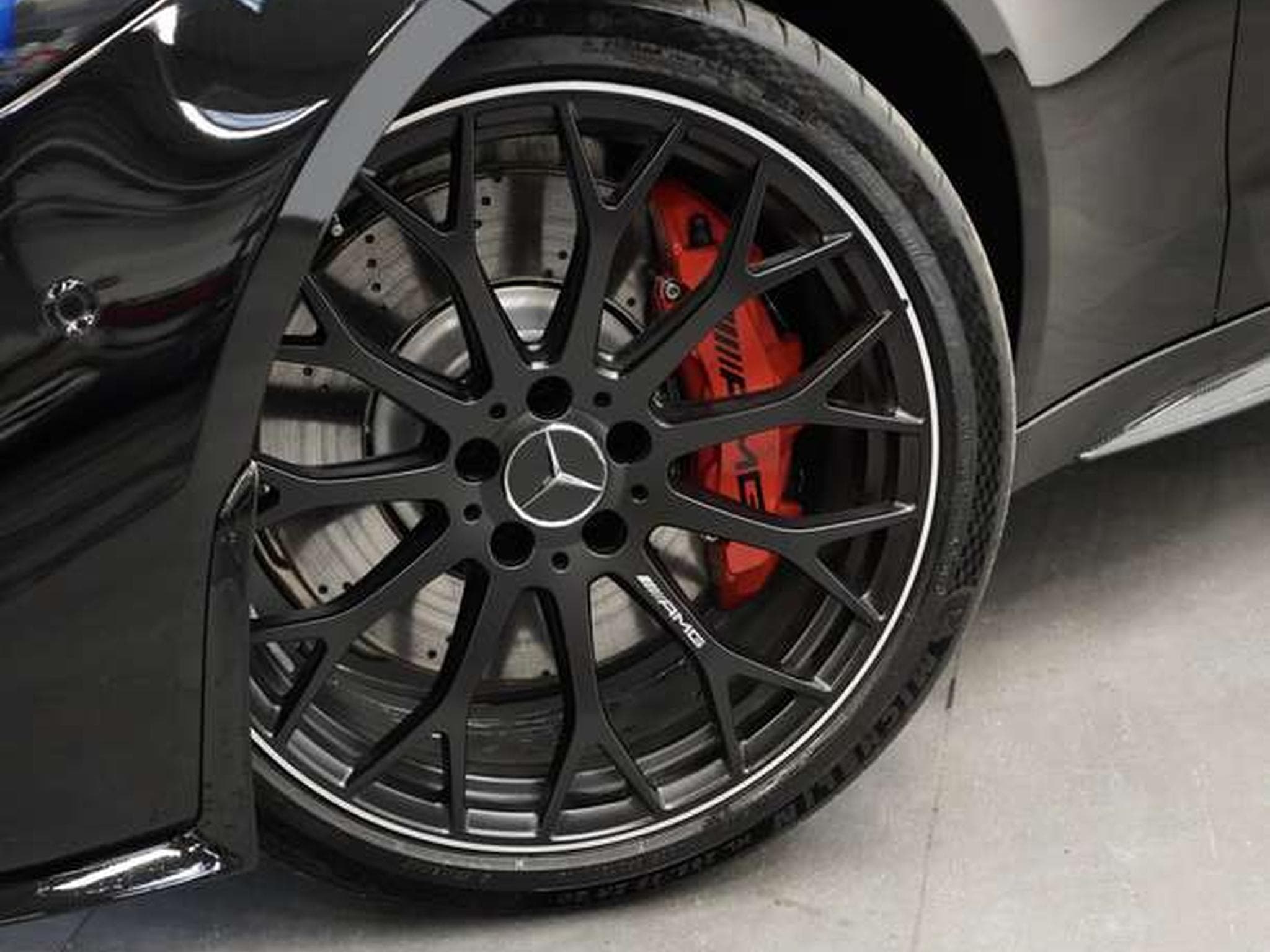 Mercedes C 63 AMG S E Performance 4M+*1.H*20*Schale*Pano (2026) - Photo 3