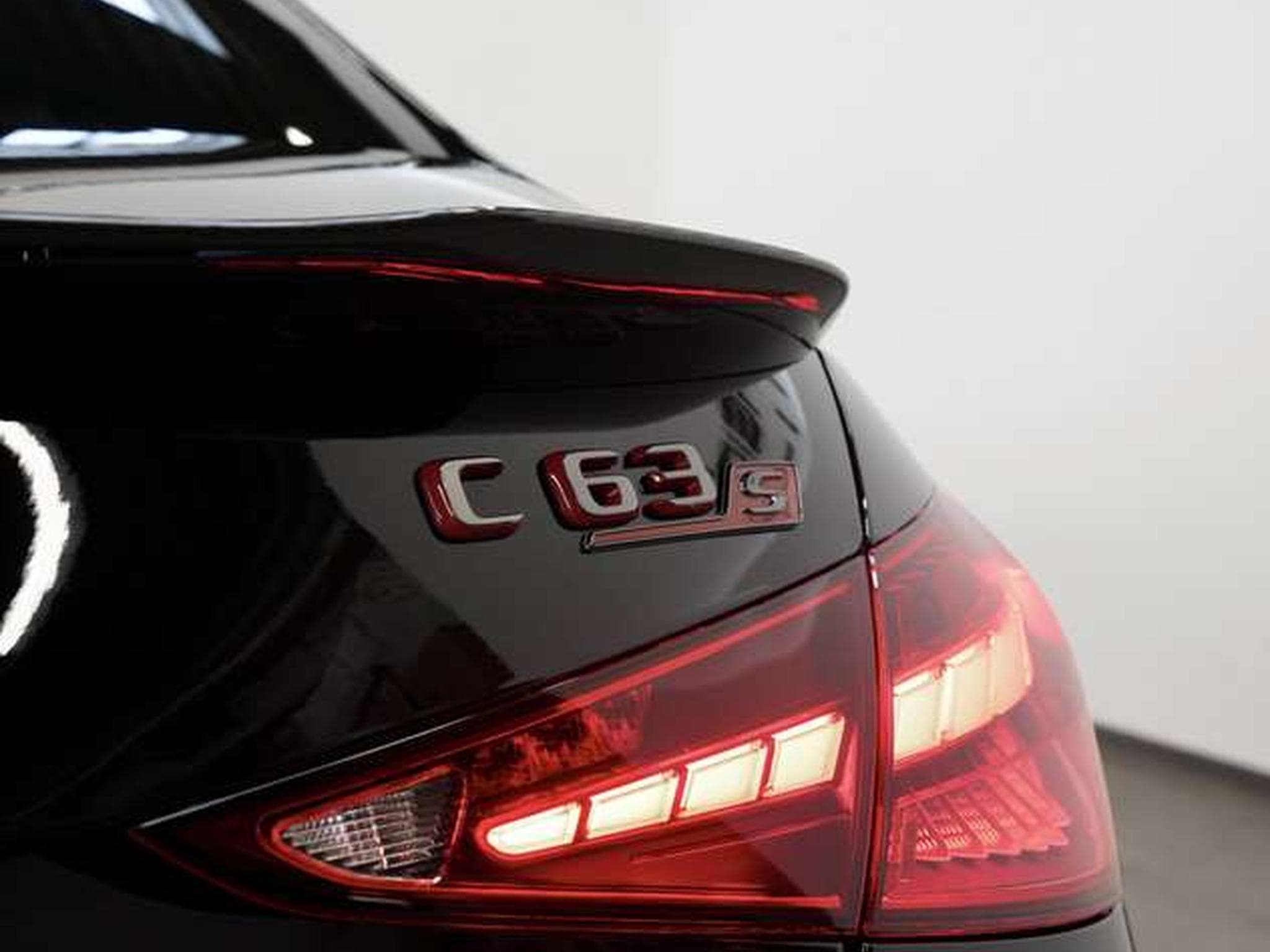 Mercedes C 63 AMG S E Performance 4M+*1.H*20*Schale*Pano (2026) - Photo 48