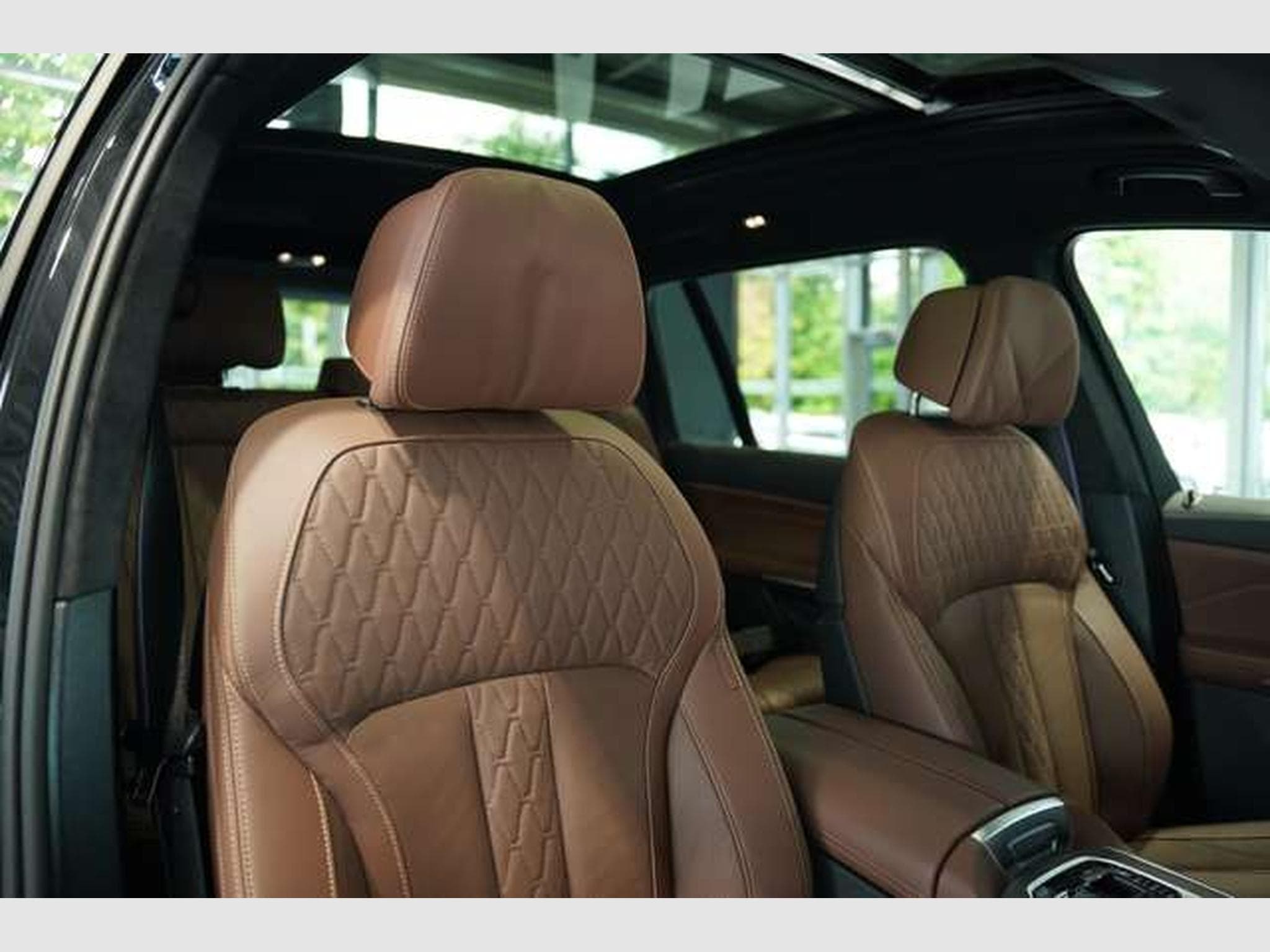 BMW X7 xD 40d M Sport Pro 2H *SkyL*H&K*StandH*Soft-C (2026) - Photo 18