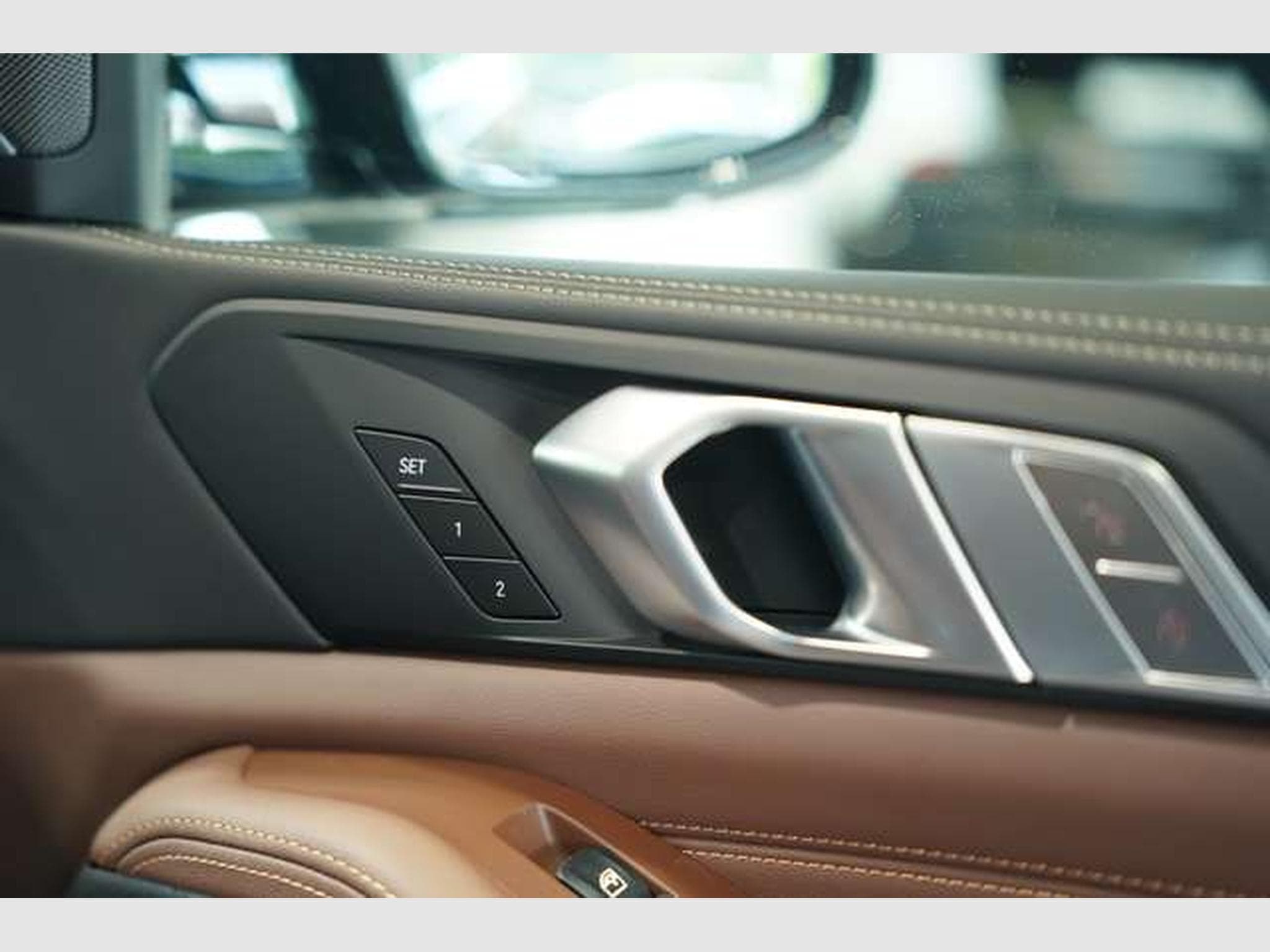 BMW X7 xD 40d M Sport Pro 2H *SkyL*H&K*StandH*Soft-C (2026) - Photo 22