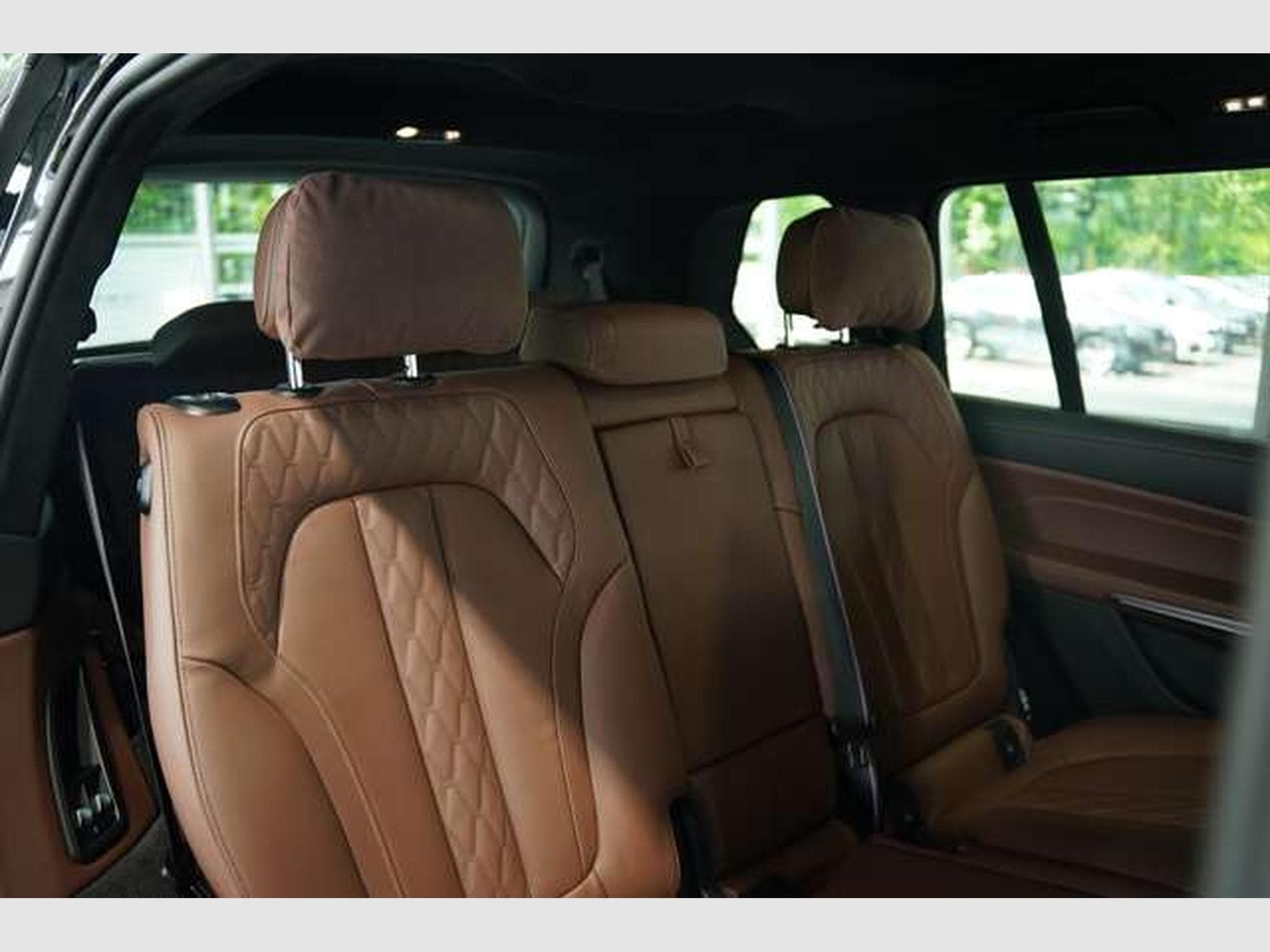BMW X7 xD 40d M Sport Pro 2H *SkyL*H&K*StandH*Soft-C (2026) - Photo 25