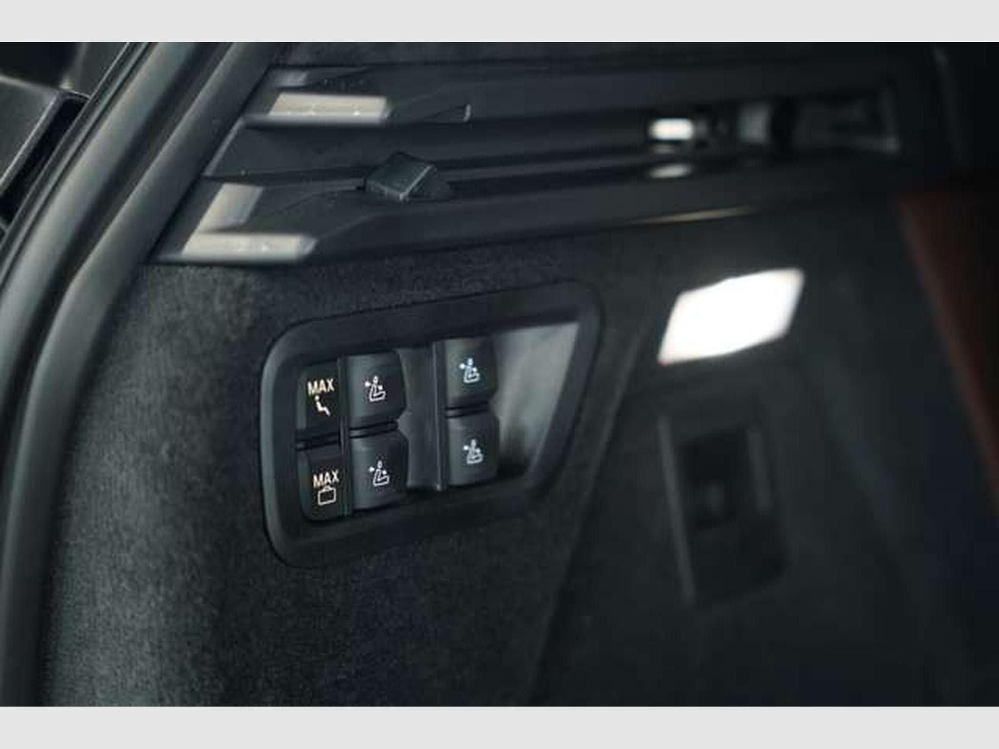 BMW X7 xD 40d M Sport Pro 2H *SkyL*H&K*StandH*Soft-C (2026) - Photo 31