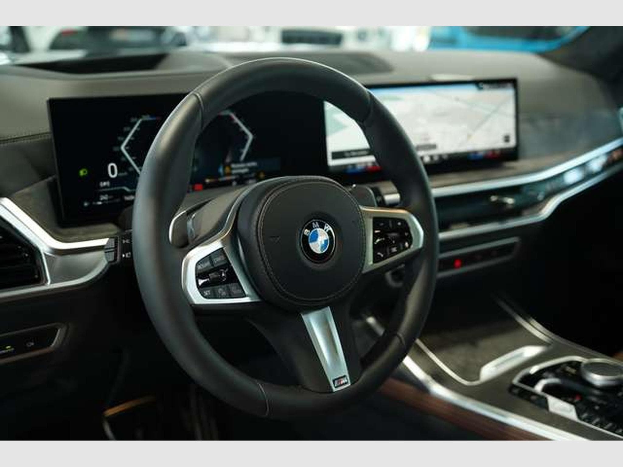 BMW X7 xD 40d M Sport Pro 2H *SkyL*H&K*StandH*Soft-C (2026) - Photo 38