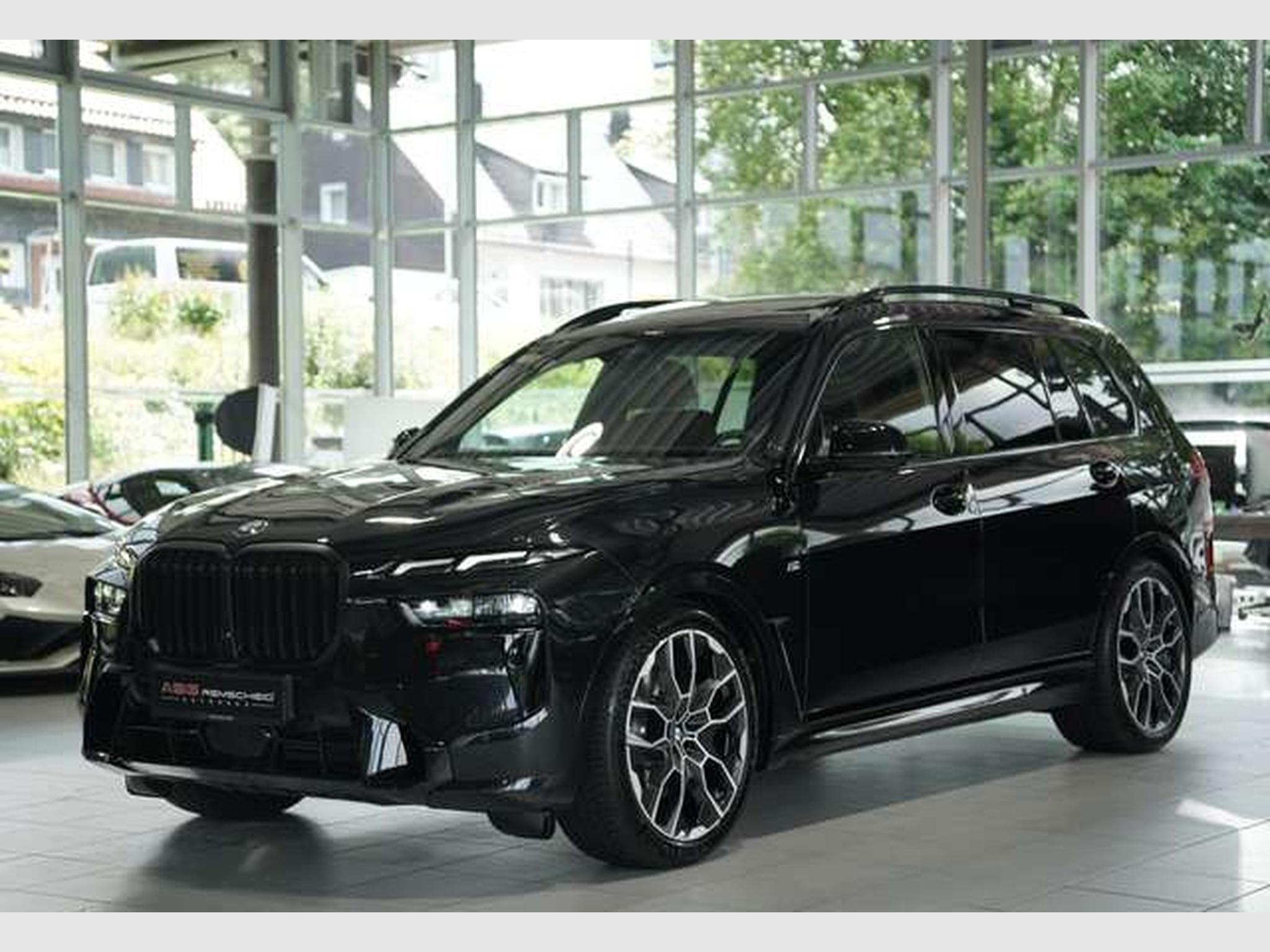 BMW X7 xD 40d M Sport Pro 2H *SkyL*H&K*StandH*Soft-C (2026) - Photo 4