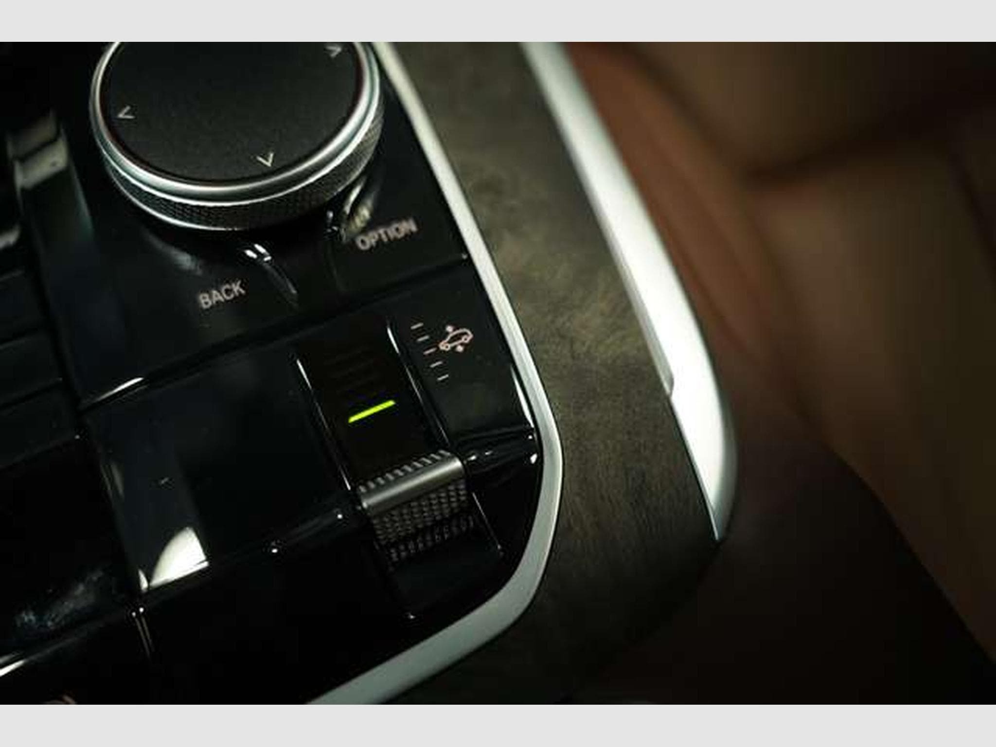 BMW X7 xD 40d M Sport Pro 2H *SkyL*H&K*StandH*Soft-C (2026) - Photo 40