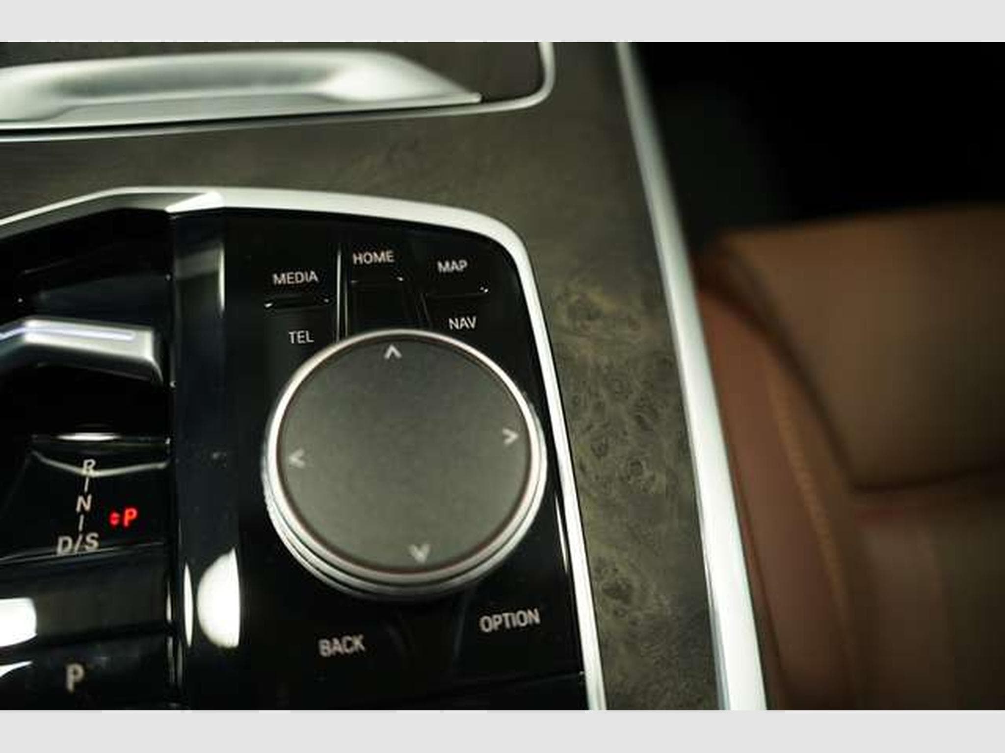 BMW X7 xD 40d M Sport Pro 2H *SkyL*H&K*StandH*Soft-C (2026) - Photo 41