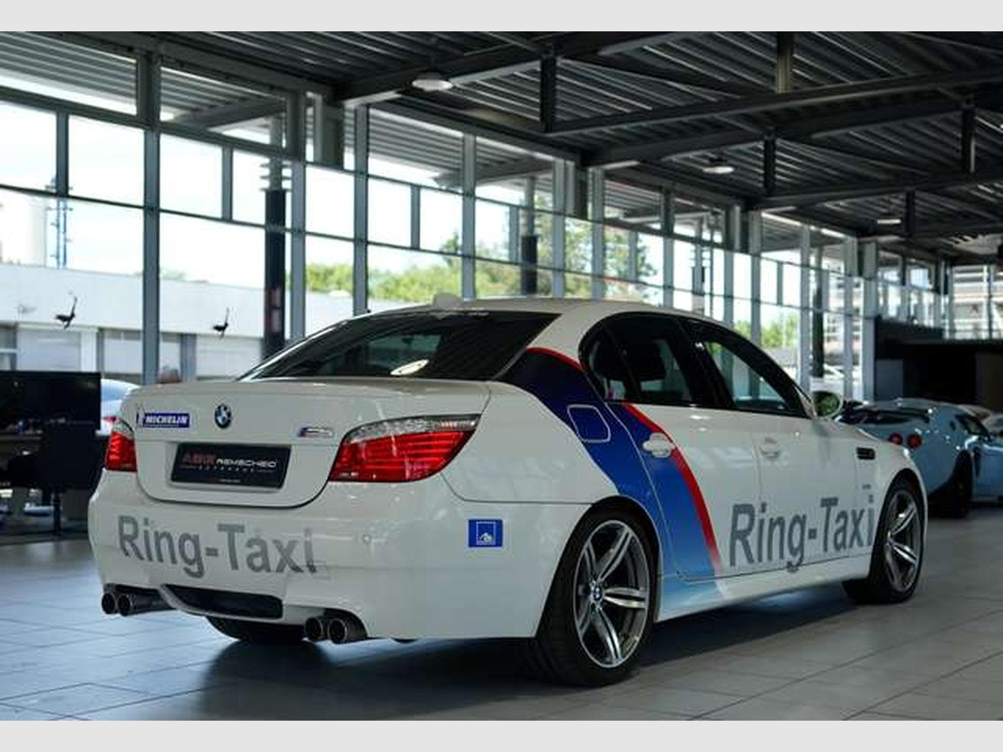 BMW M5 V10 SMG RING-Taxi *Individual *SAMMLER (2008) - Foto 11