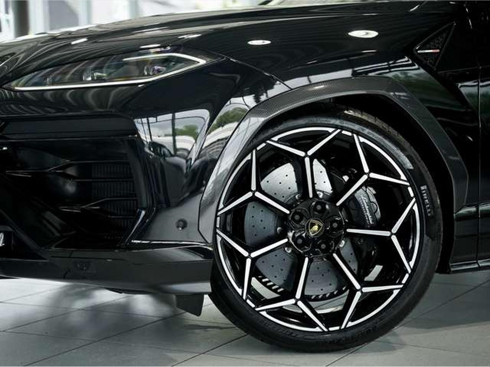 Lamborghini Urus SE *1.H *23 Zoll *Pano *SOFORT *MwSt *B&O (2025) - Foto 2