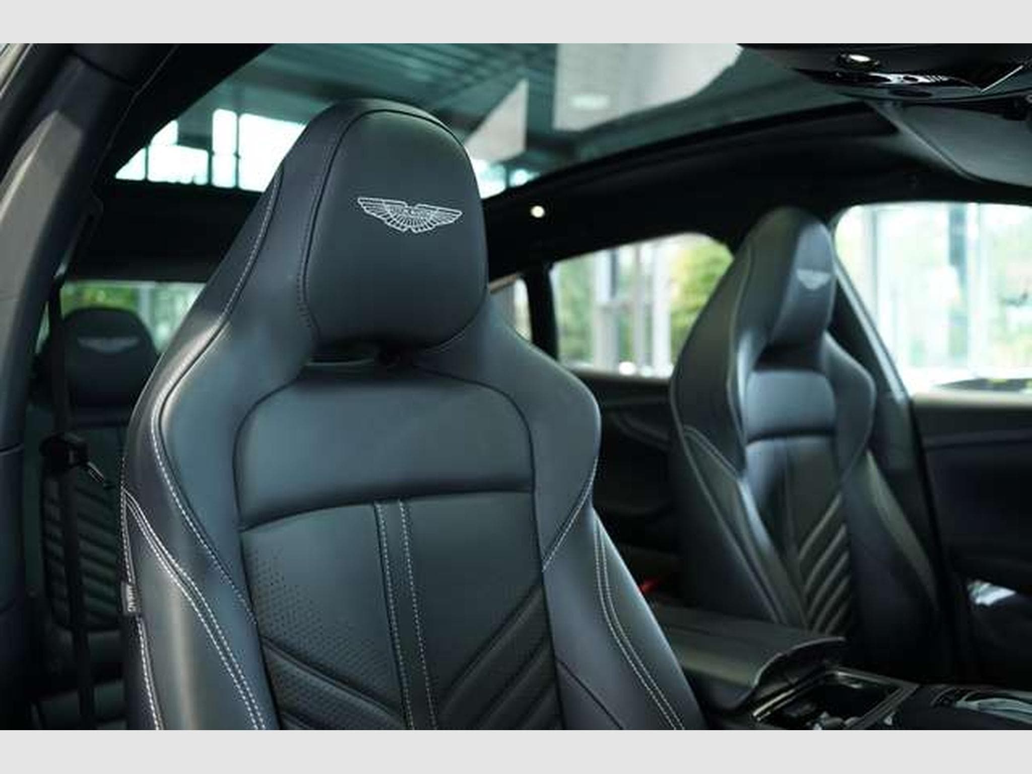 Aston-Martin DBX 707 4.0 V8 *Carbon *MwSt. *Garantie *23 Zoll (2024) - Foto 24