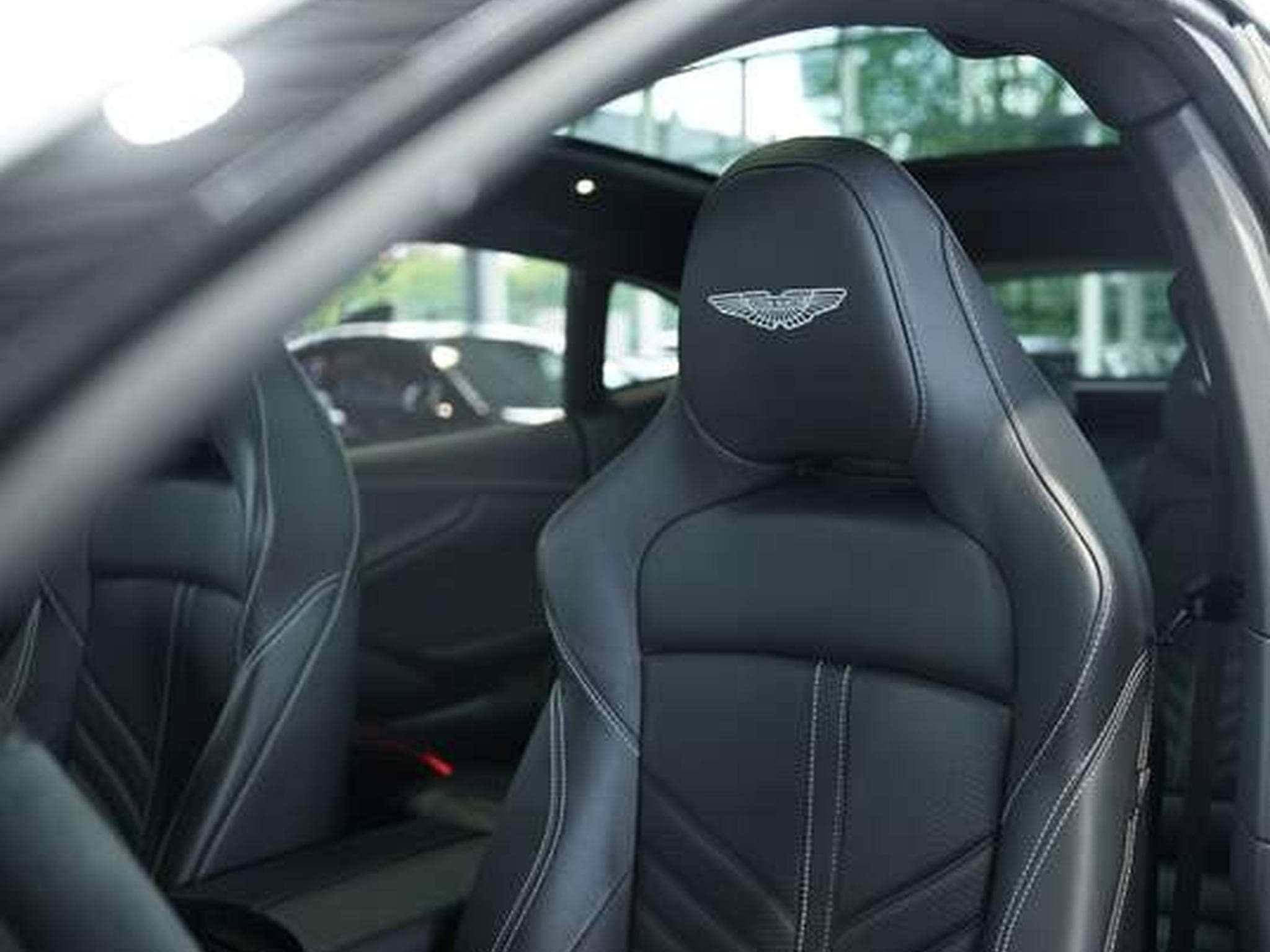 Aston-Martin DBX 707 4.0 V8 *Carbon *MwSt. *Garantie *23 Zoll (2024) - Foto 33