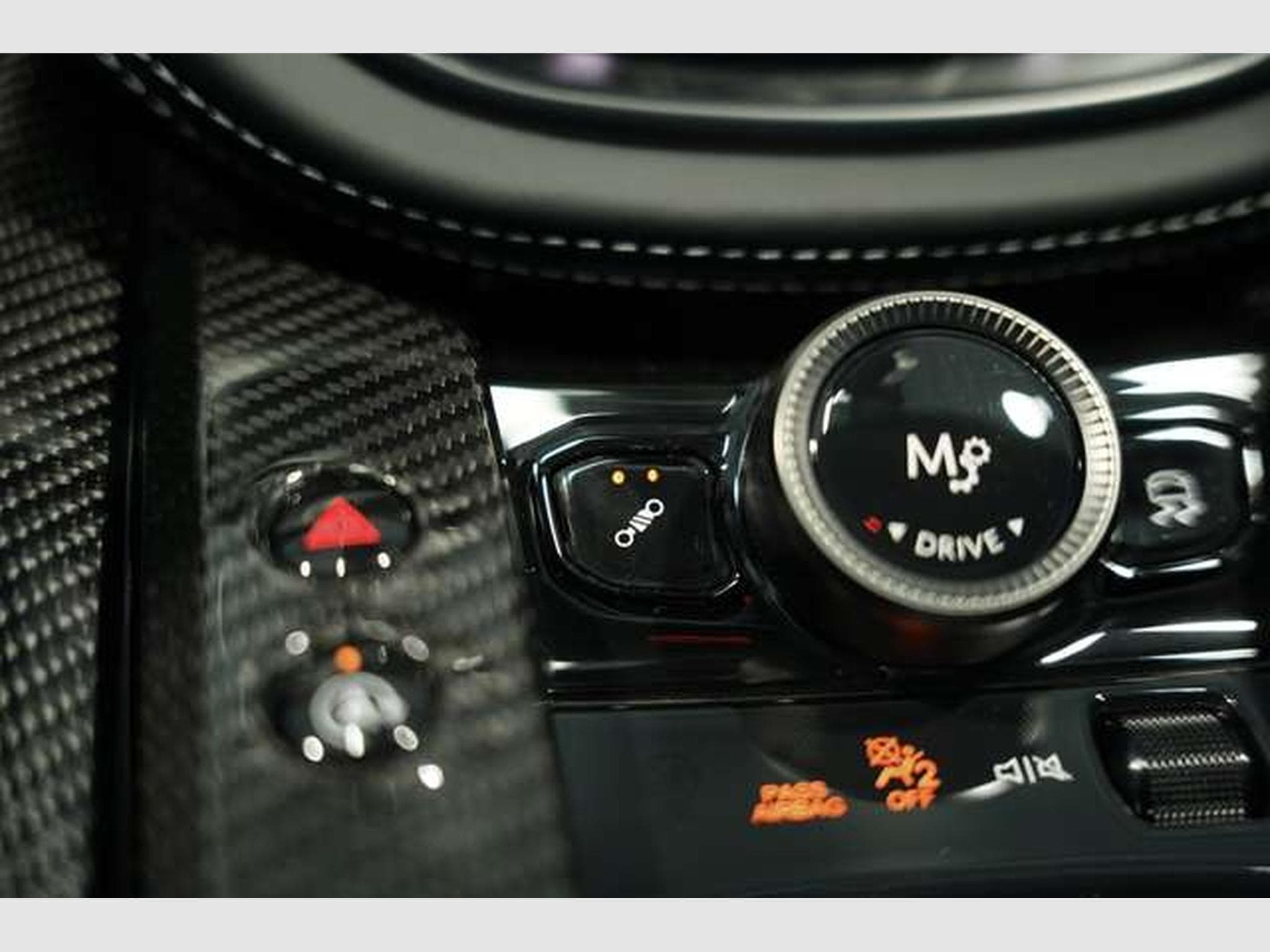 Aston-Martin DBX 707 4.0 V8 *Carbon *MwSt. *Garantie *23 Zoll (2024) - Foto 35