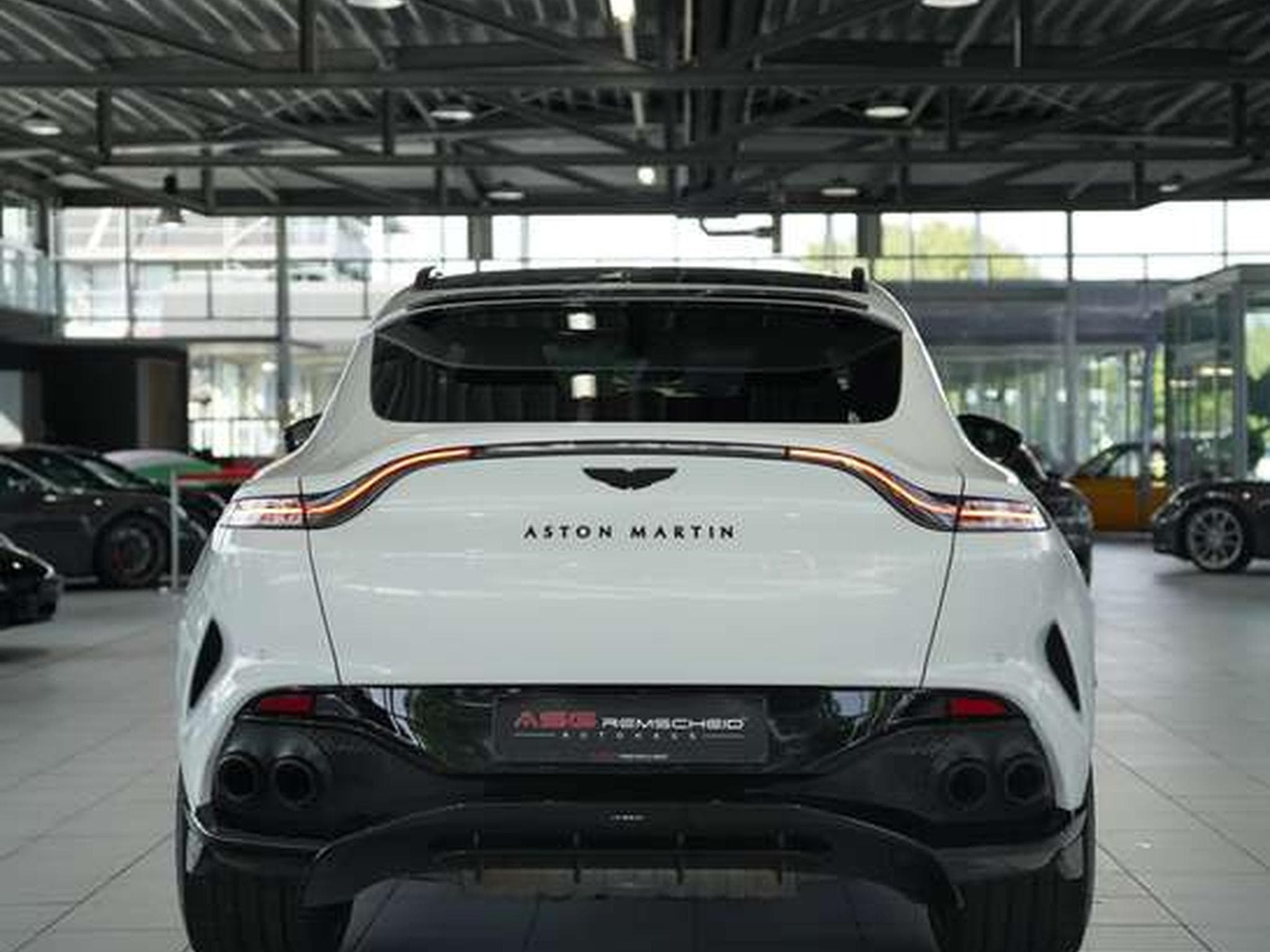 Aston-Martin DBX 707 4.0 V8 *Carbon *MwSt. *Garantie *23 Zoll (2024) - Foto 9