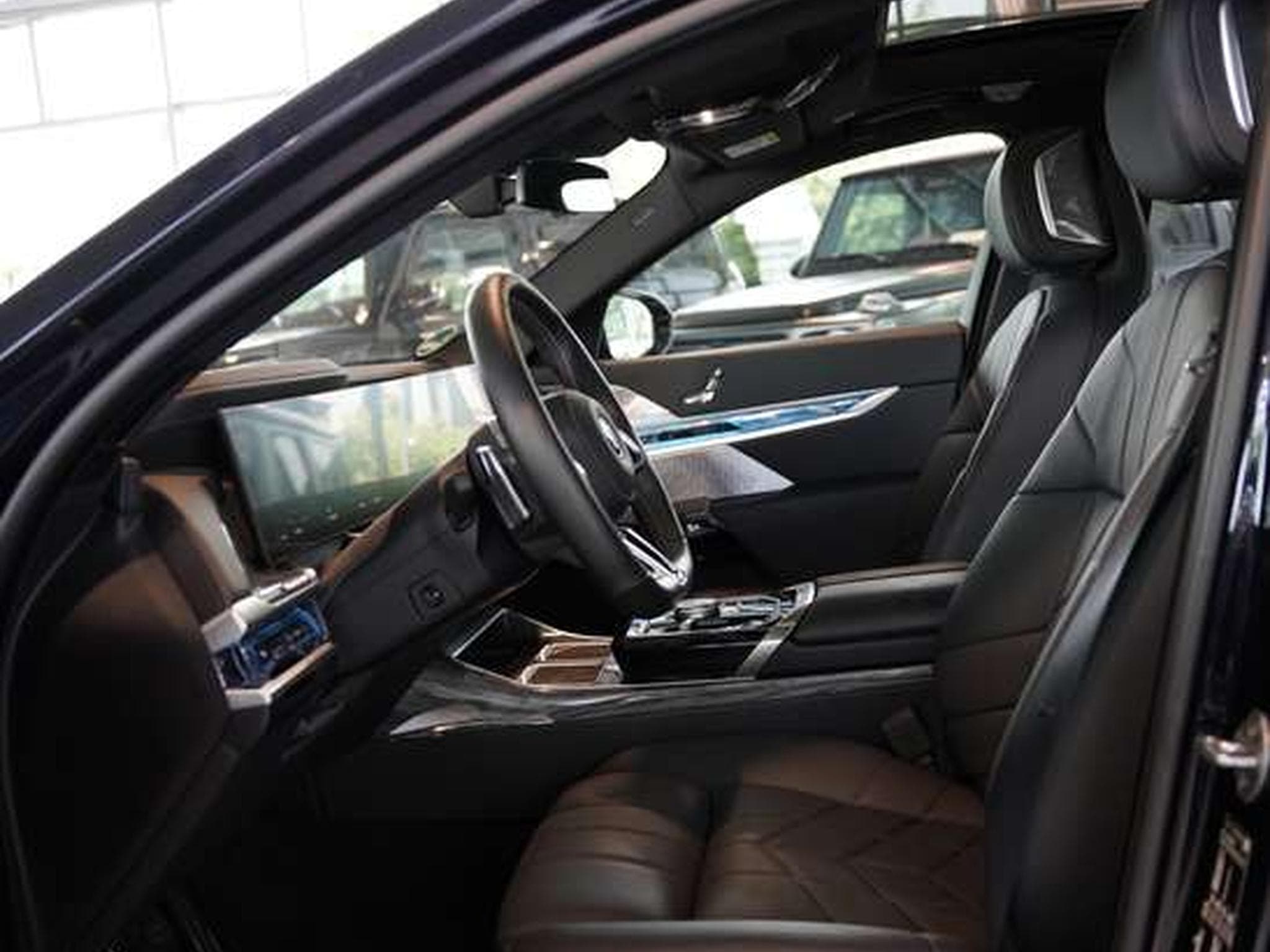 BMW i7 M70 xDrive *21*SkyLounge*B&W*NP210TSD*Alpina (2025) - Foto 20