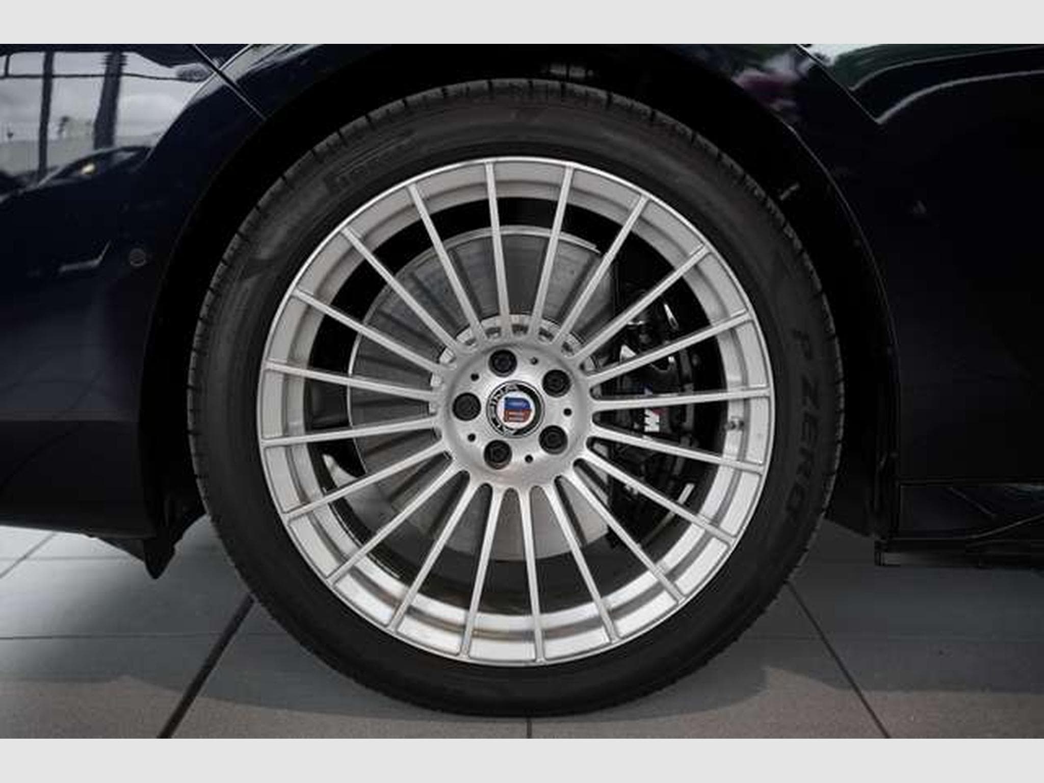 BMW i7 M70 xDrive *21*SkyLounge*B&W*NP210TSD*Alpina (2025) - Foto 6