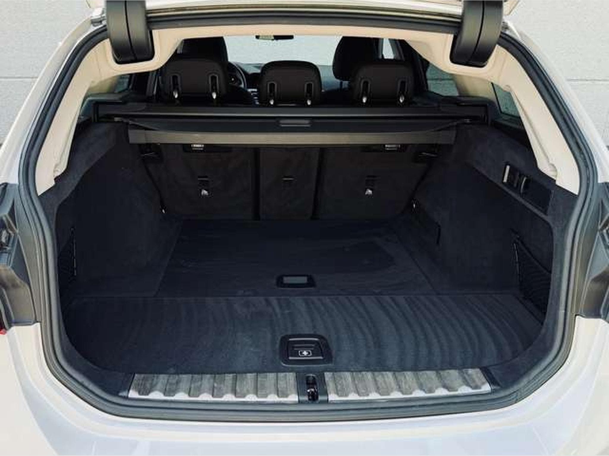 BMW 318 Touring 318D //Int. M Sport // Garantie 12 Mois✅✅✅ (2021) - Photo 11