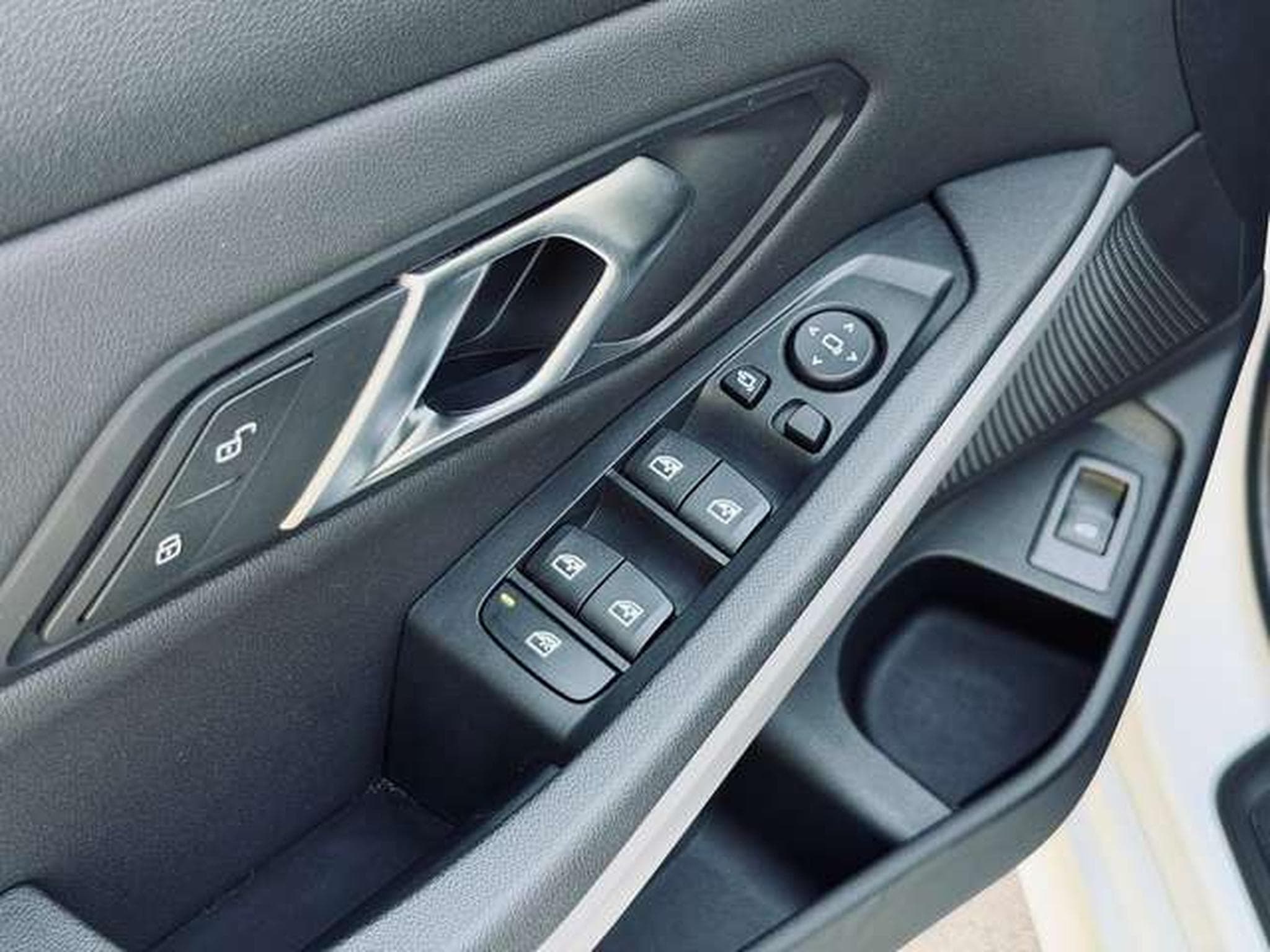 BMW 318 Touring 318D //Int. M Sport // Garantie 12 Mois✅✅✅ (2021) - Photo 8