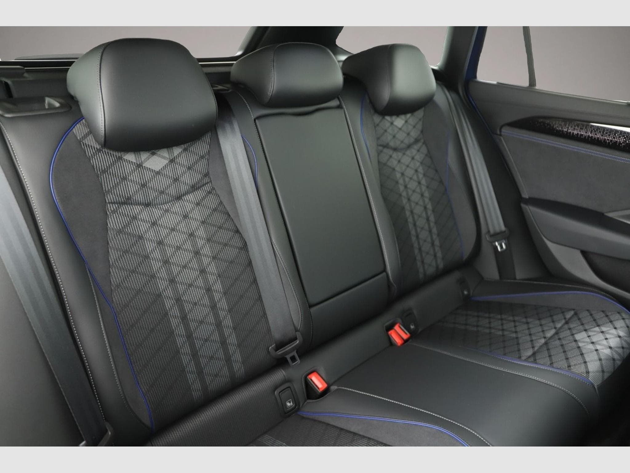 VW Passat (2025) - Foto 5