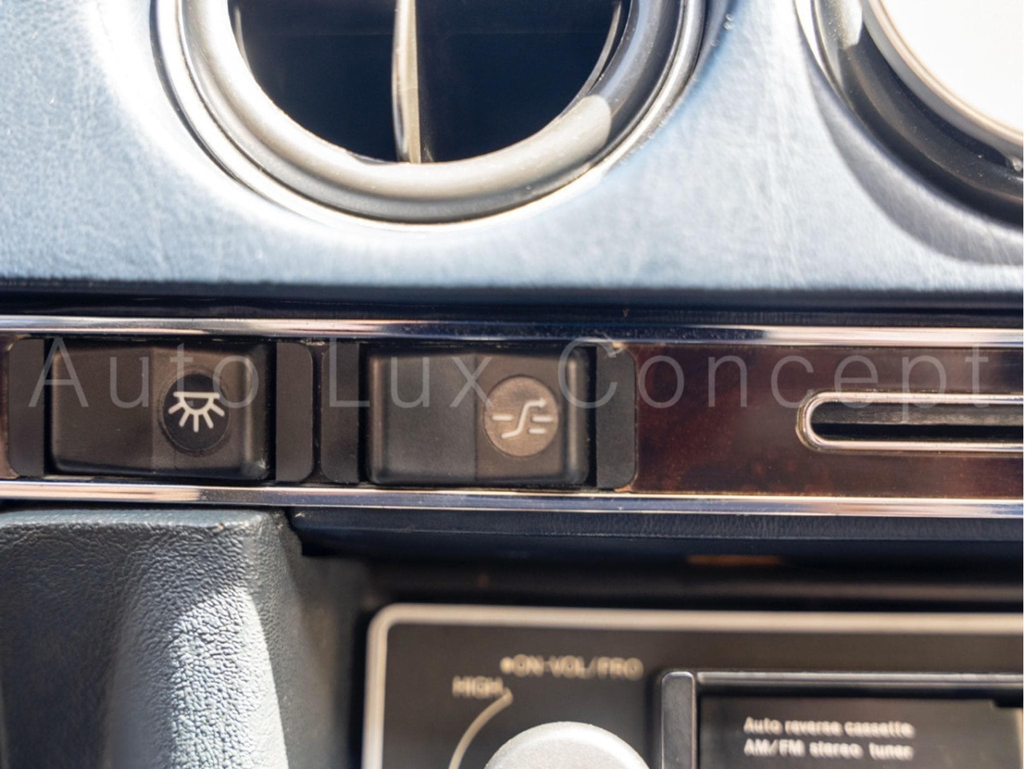 Mercedes 500 SLC (1982) - Photo 14