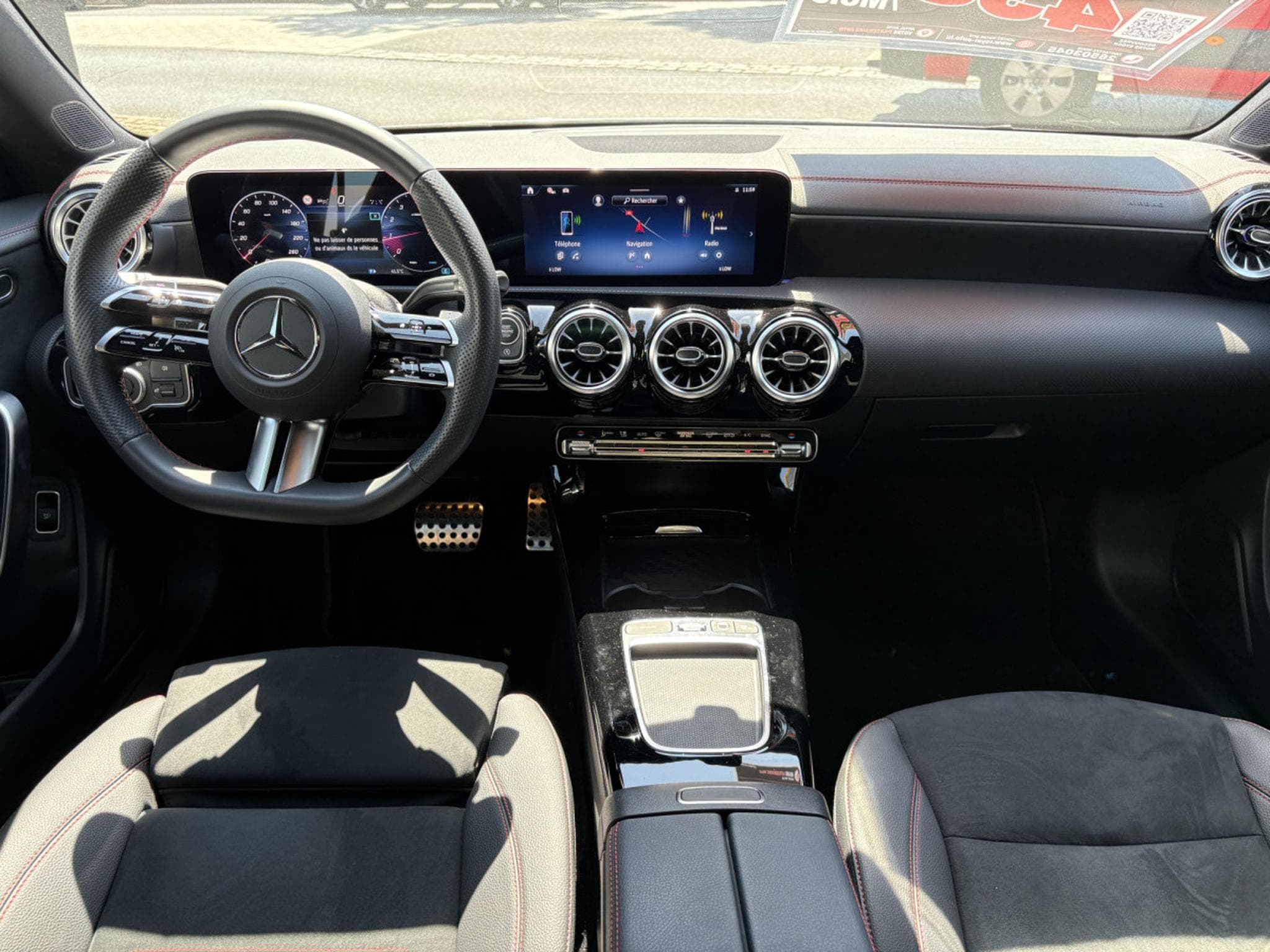 Mercedes CLA 200 AMG LINE 163CV 7G-TRONIC * GARANTIE CONSTRUCTEUR * (2025) - Photo 5