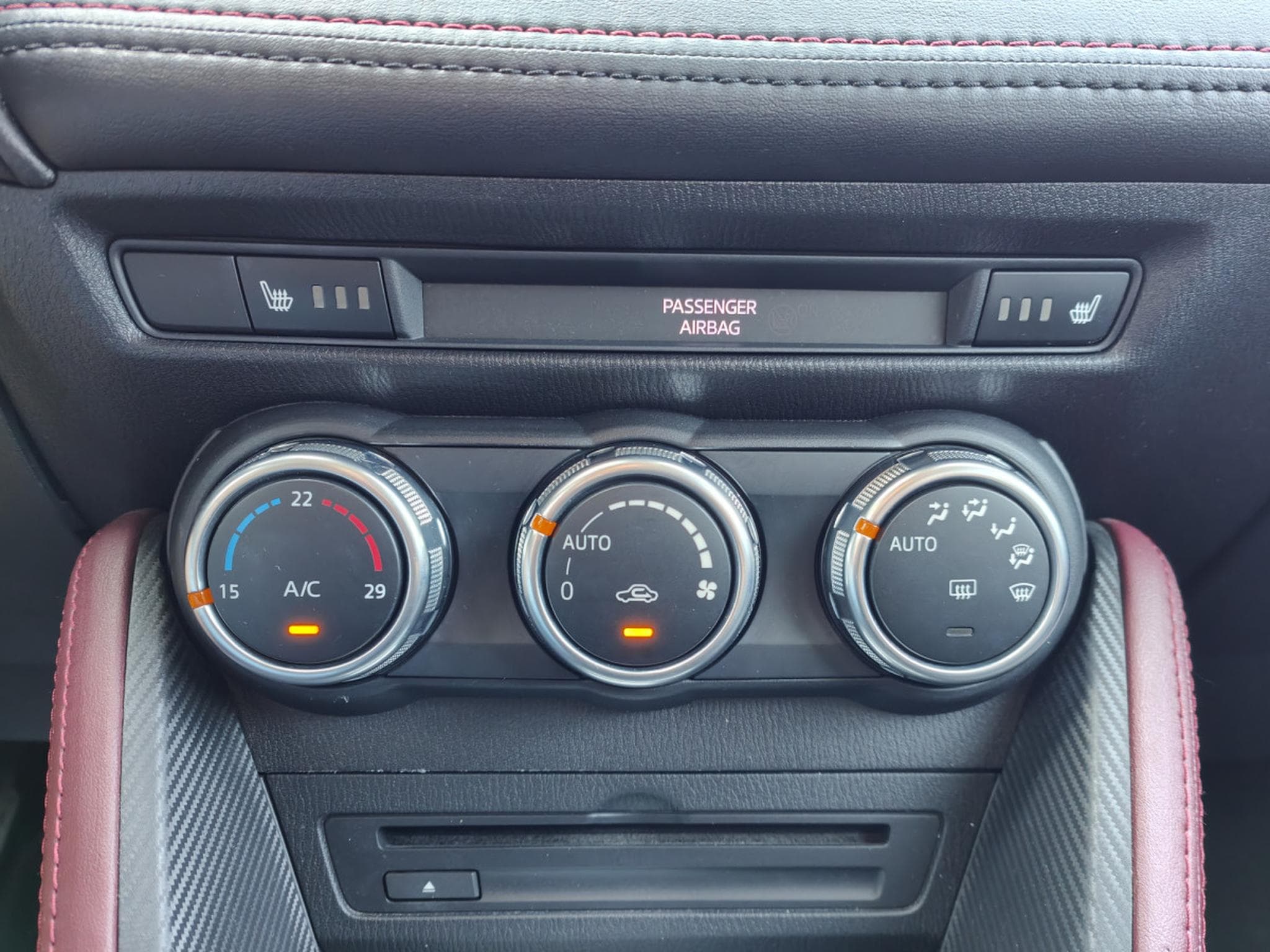 Mazda CX-3 1.5 SKYACTIV D CUIR GPS BLUETOOTH CAMERA (2015) - Photo 16