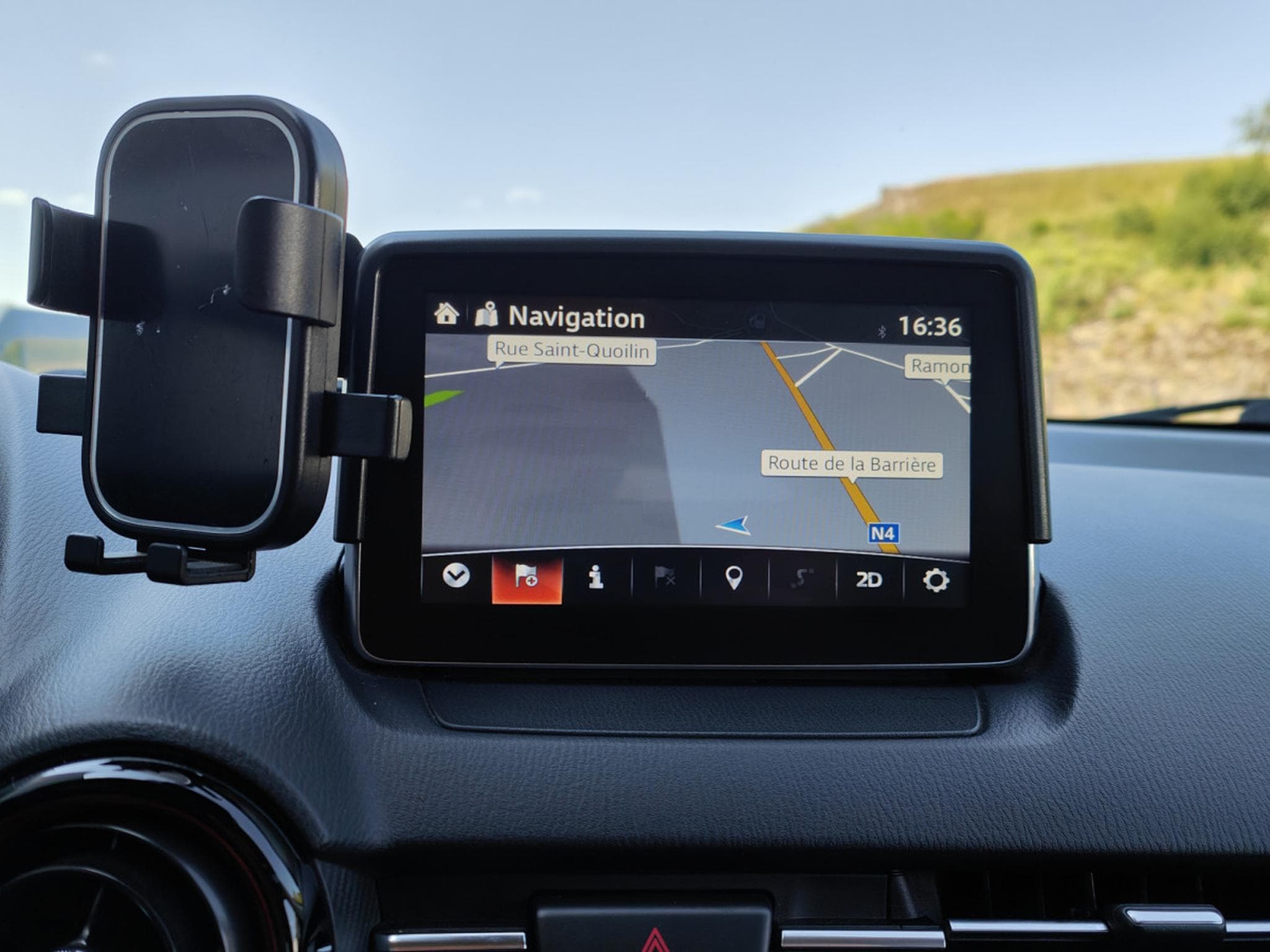 Mazda CX-3 1.5 SKYACTIV D CUIR GPS BLUETOOTH CAMERA (2015) - Photo 17