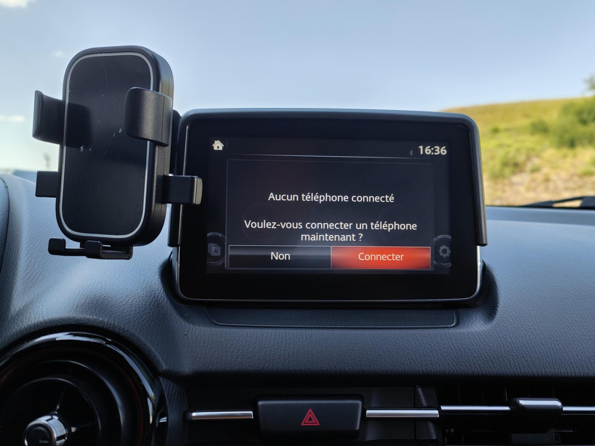 Mazda CX-3 1.5 SKYACTIV D CUIR GPS BLUETOOTH CAMERA (2015) - Photo 19