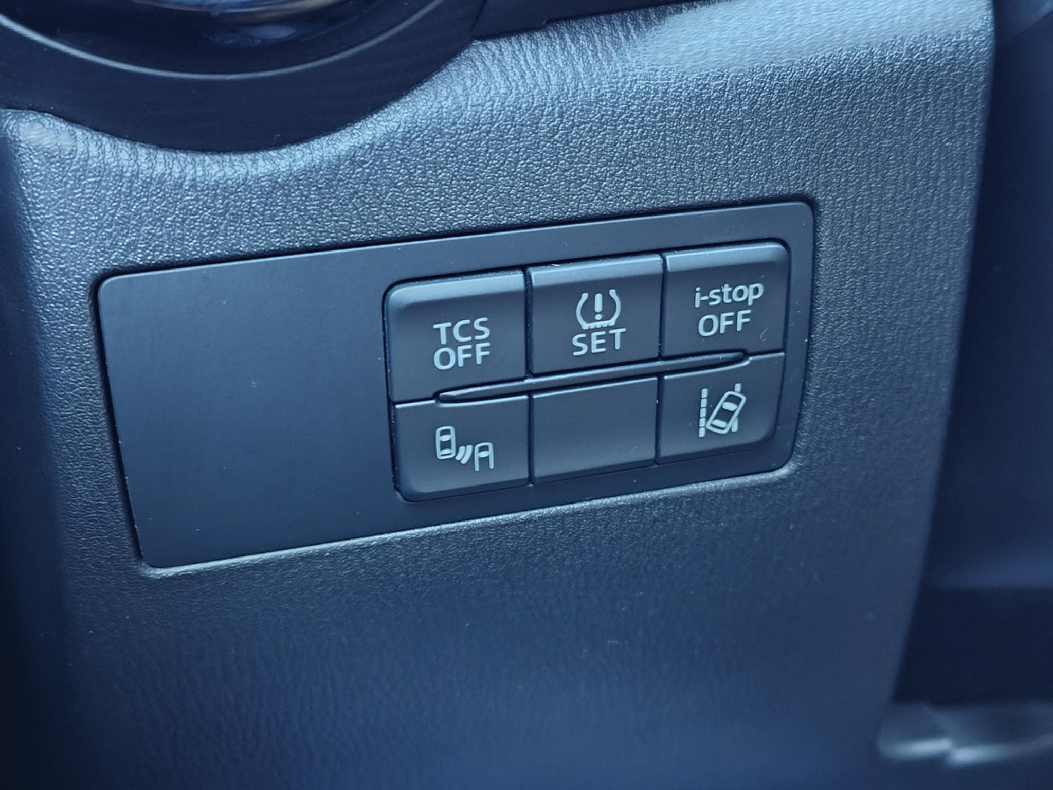 Mazda CX-3 1.5 SKYACTIV D CUIR GPS BLUETOOTH CAMERA (2015) - Photo 21